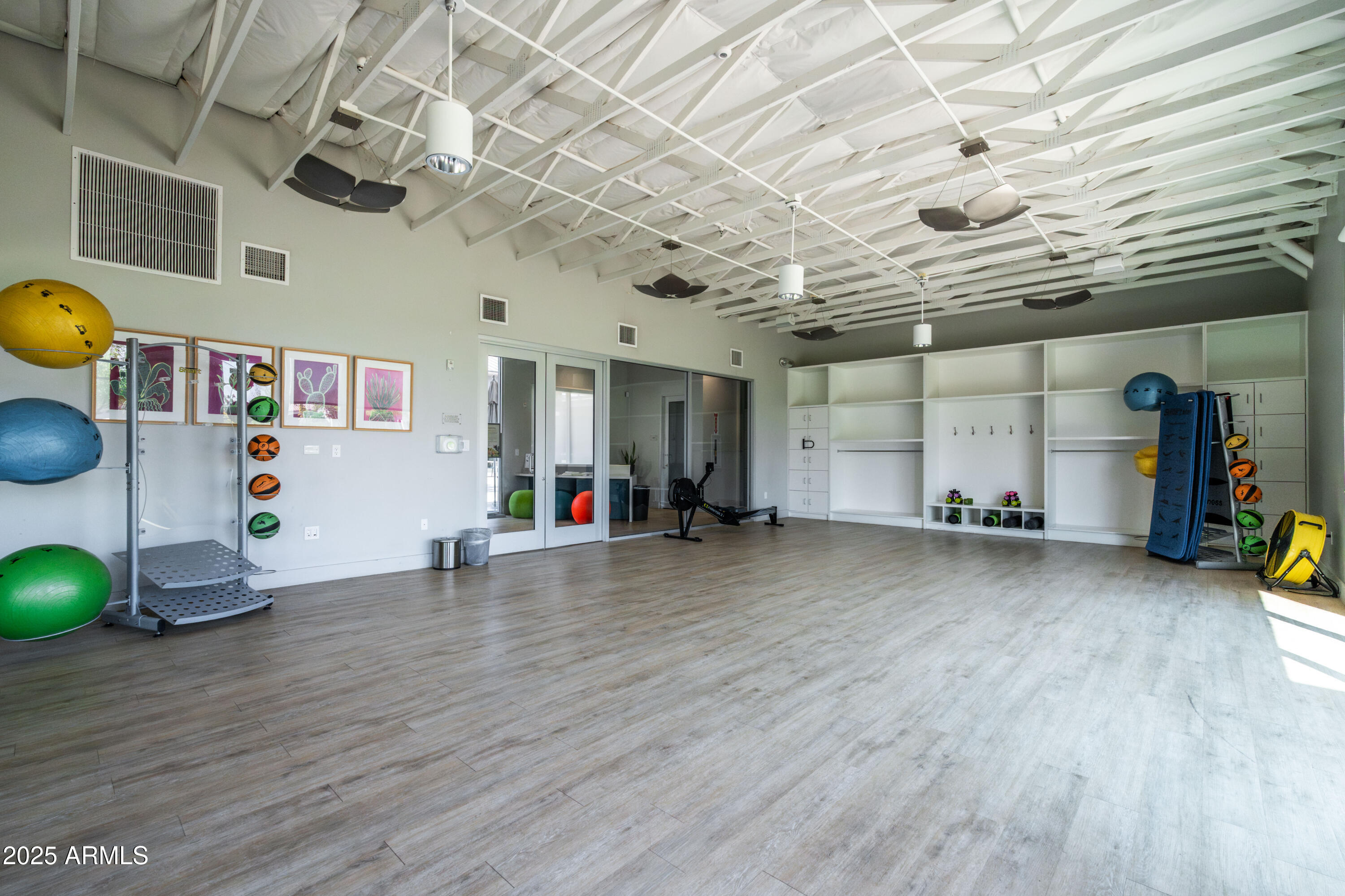 9837 E TIBURON Avenue