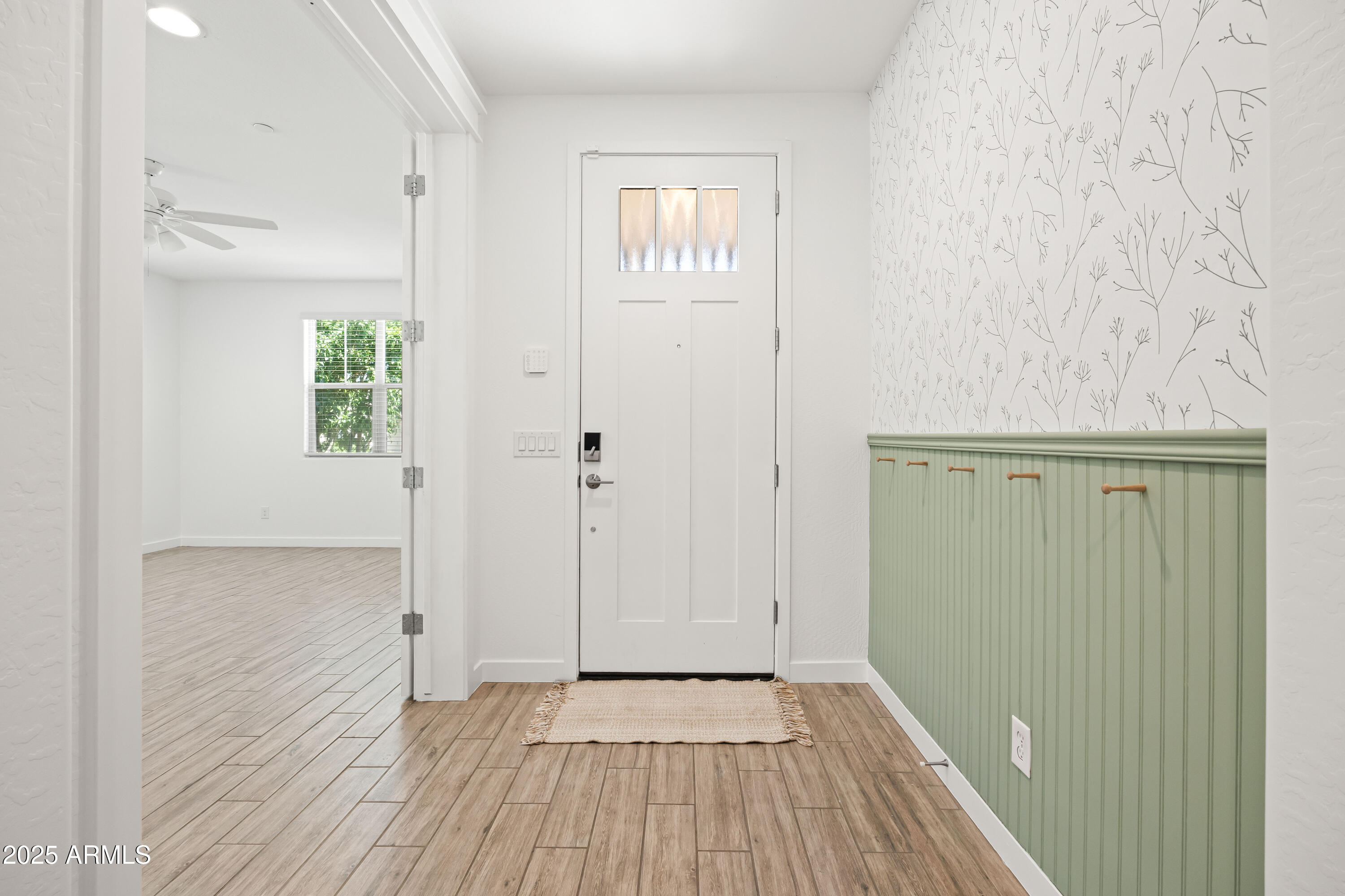 9837 E TIBURON Avenue