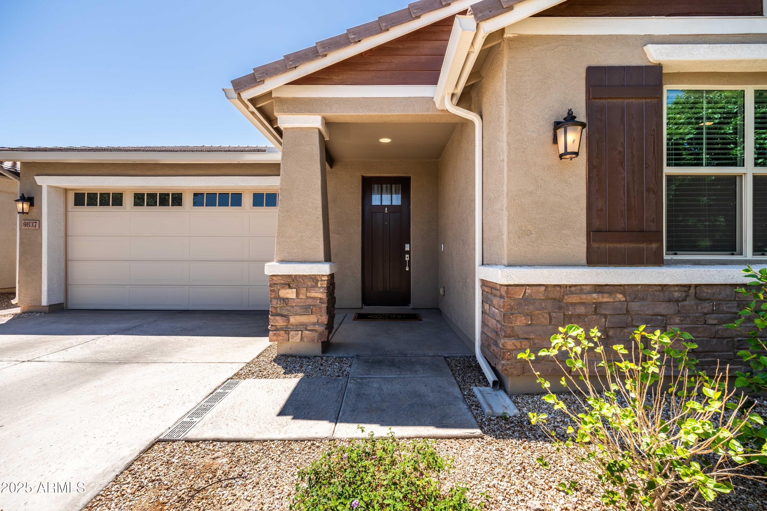 9837 E TIBURON Avenue