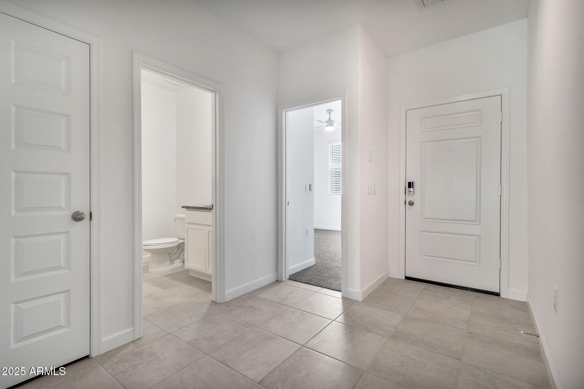 1718 W Sombra Avenue