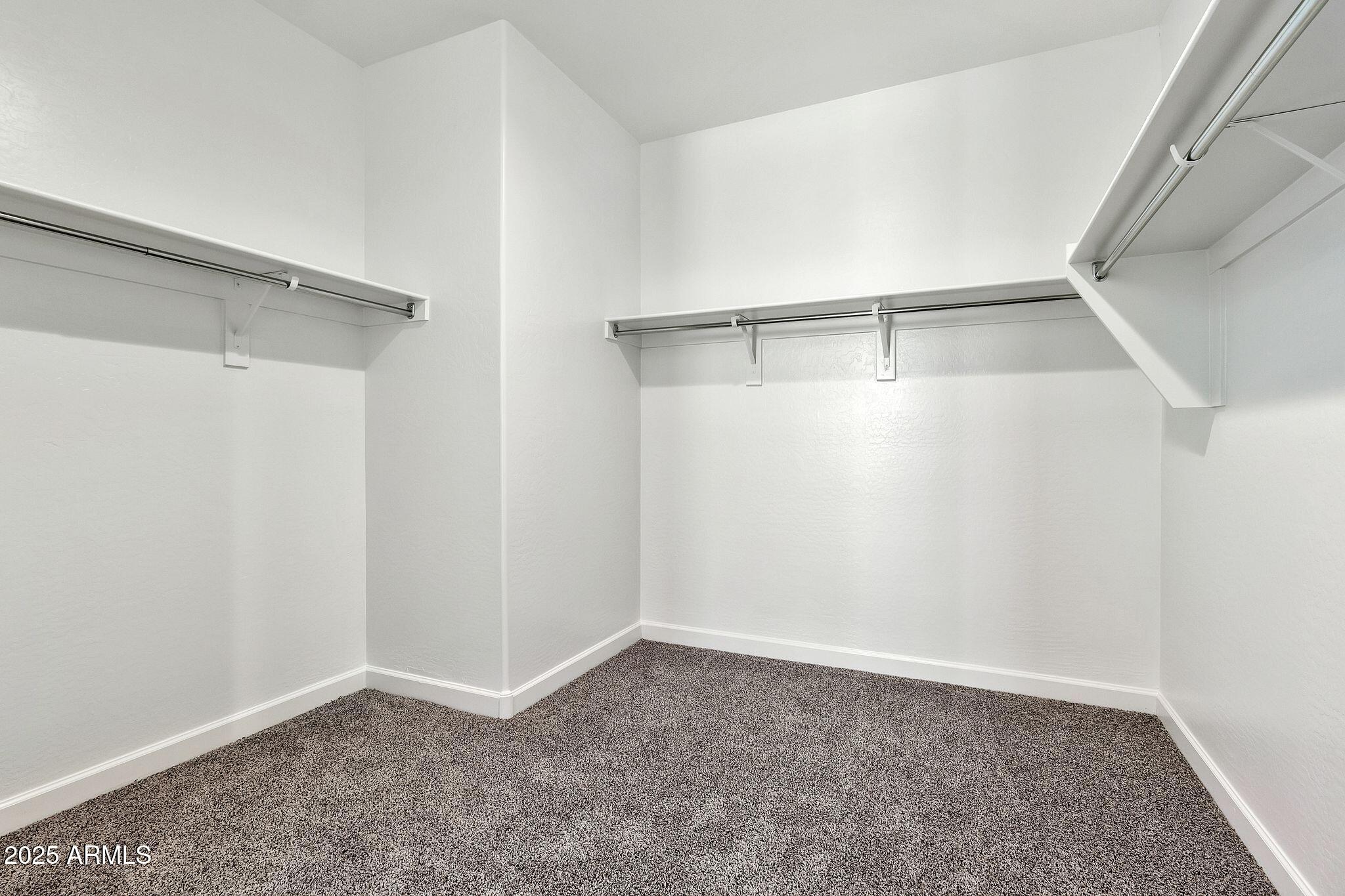 1718 W Sombra Avenue