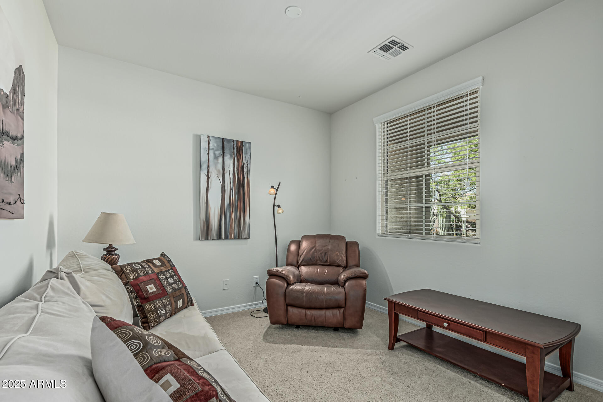 6533 W MOCKINGBIRD Court W