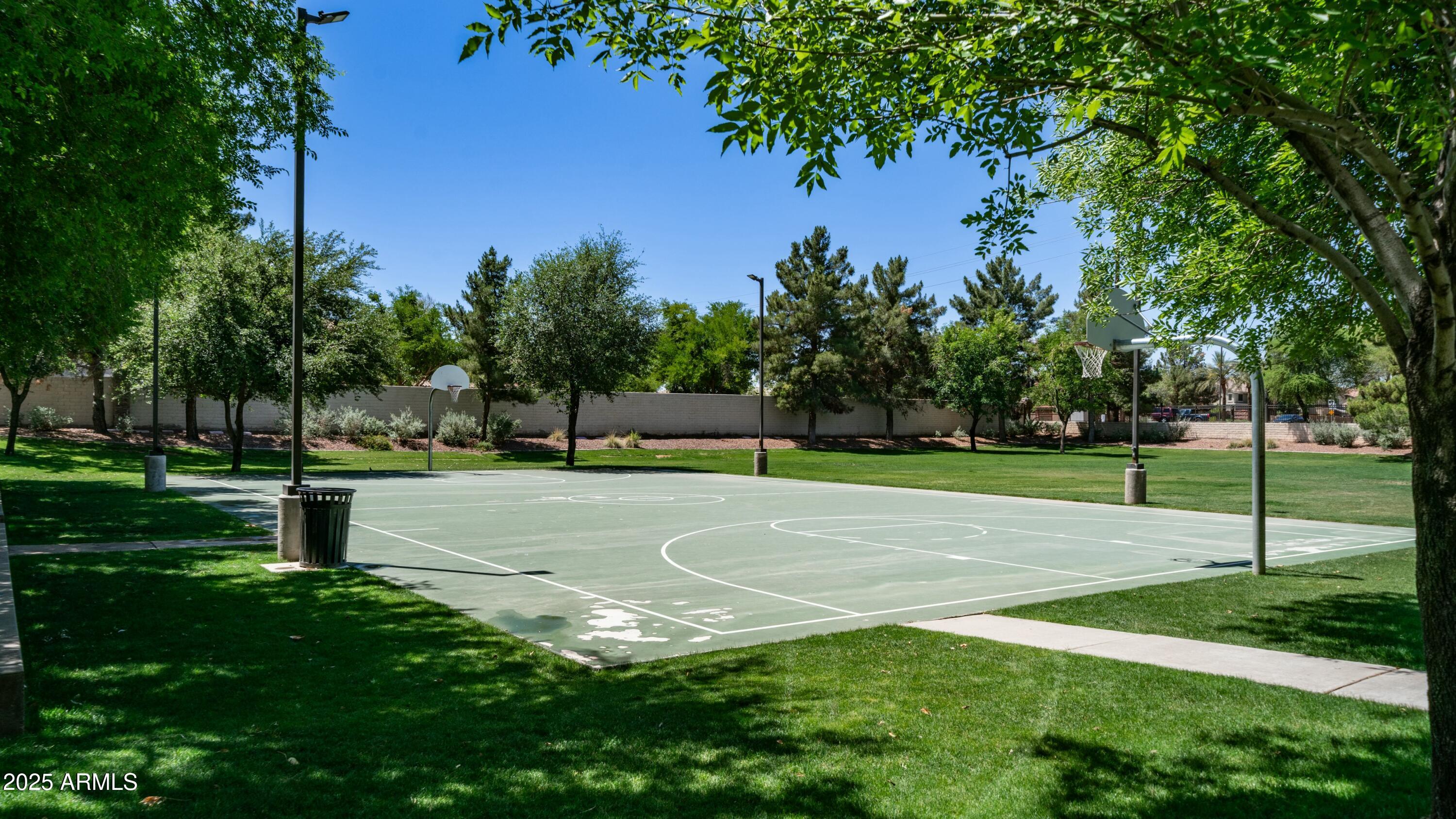 1714 E BRIDGEPORT Parkway