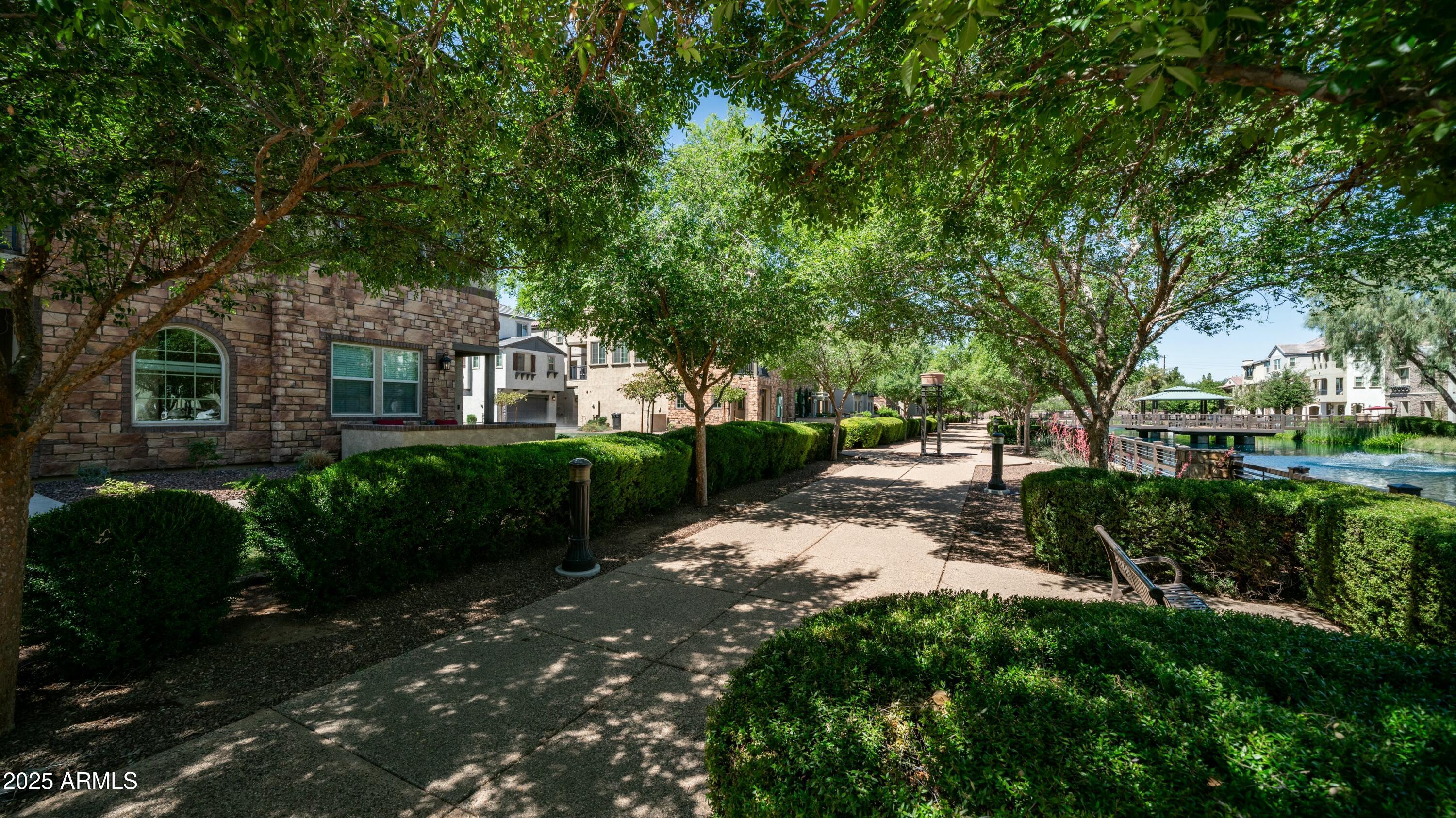 1714 E BRIDGEPORT Parkway