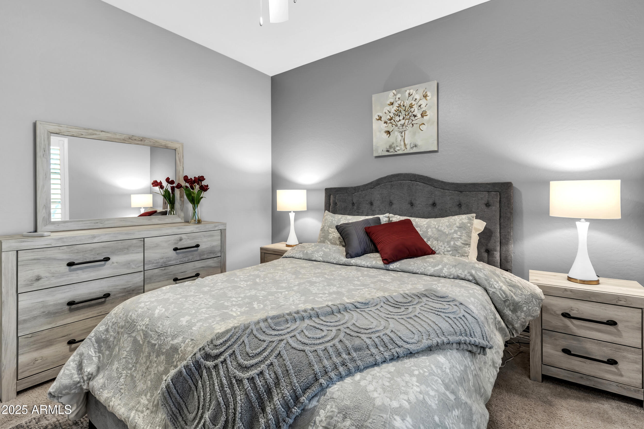 4093 N HAWTHORN Drive