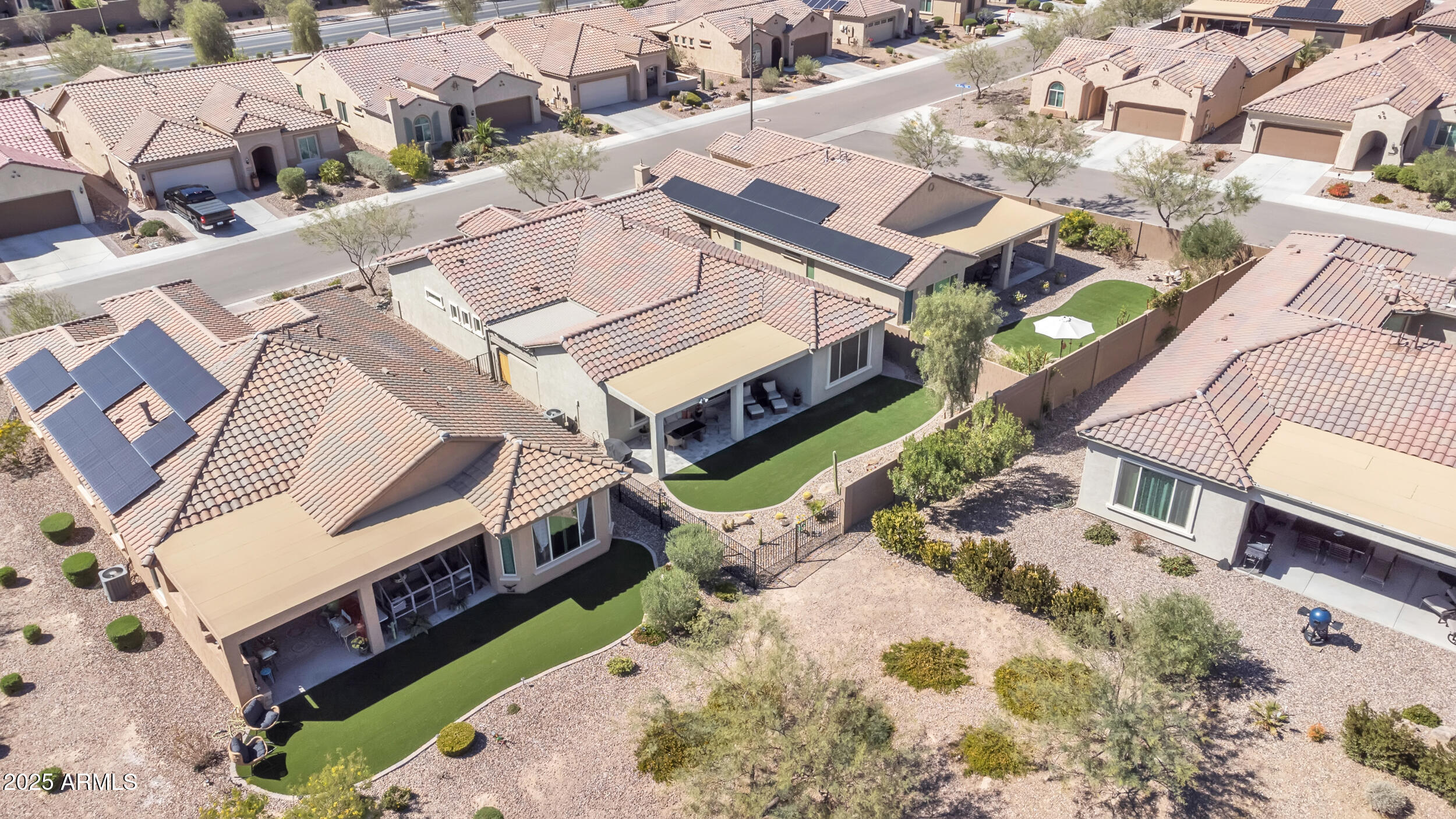 4093 N HAWTHORN Drive