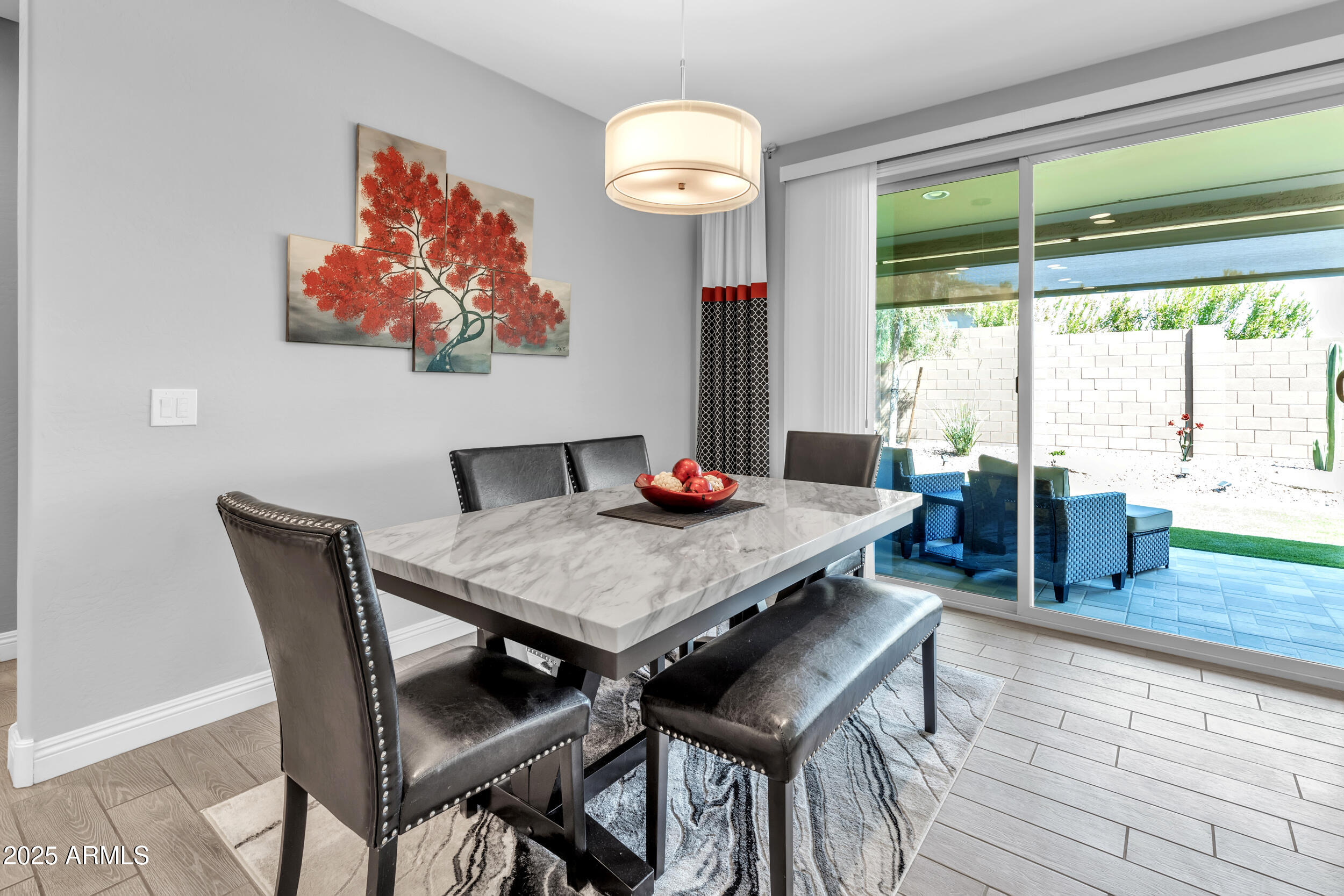 4093 N HAWTHORN Drive