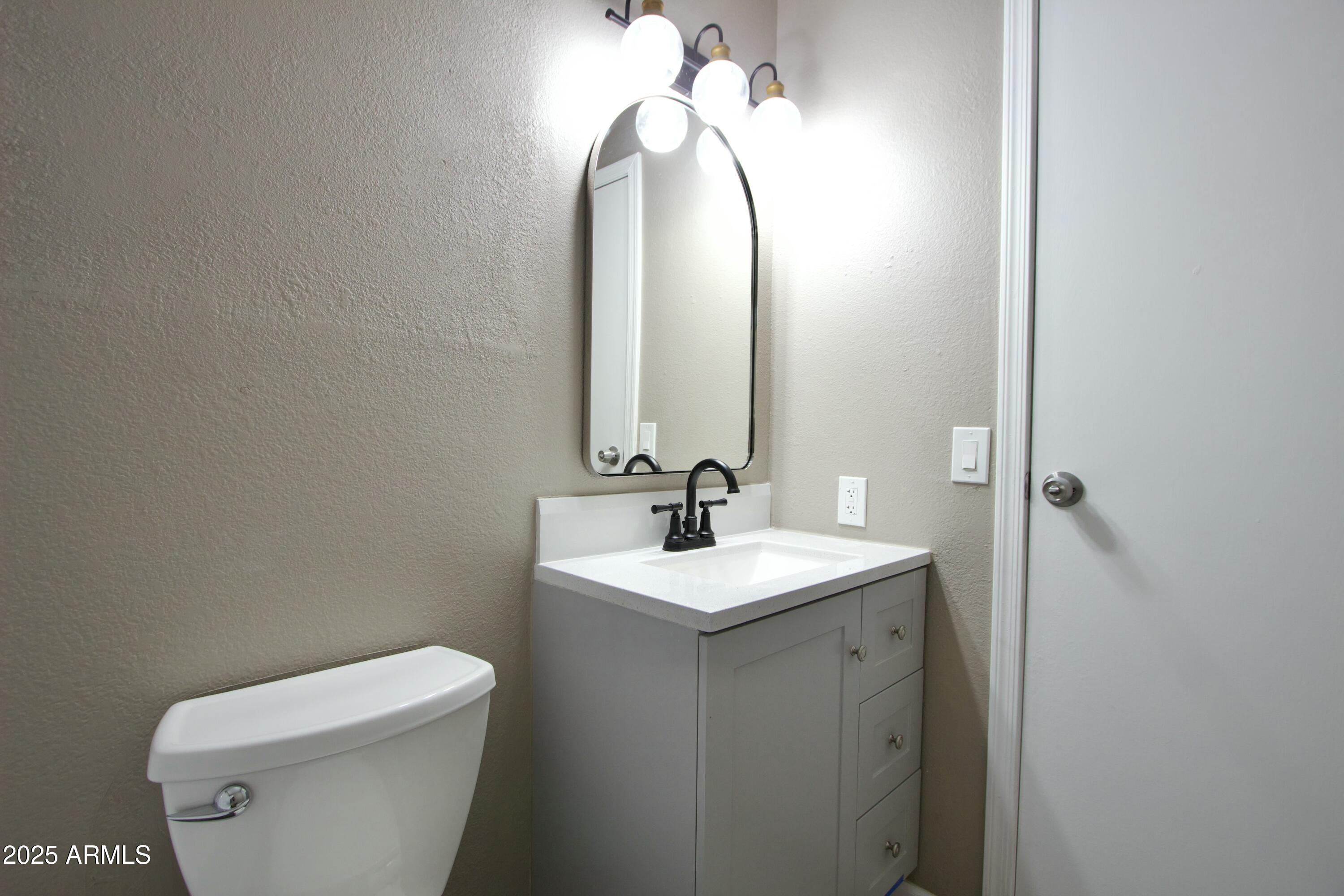 9733 E BAYWOOD Avenue