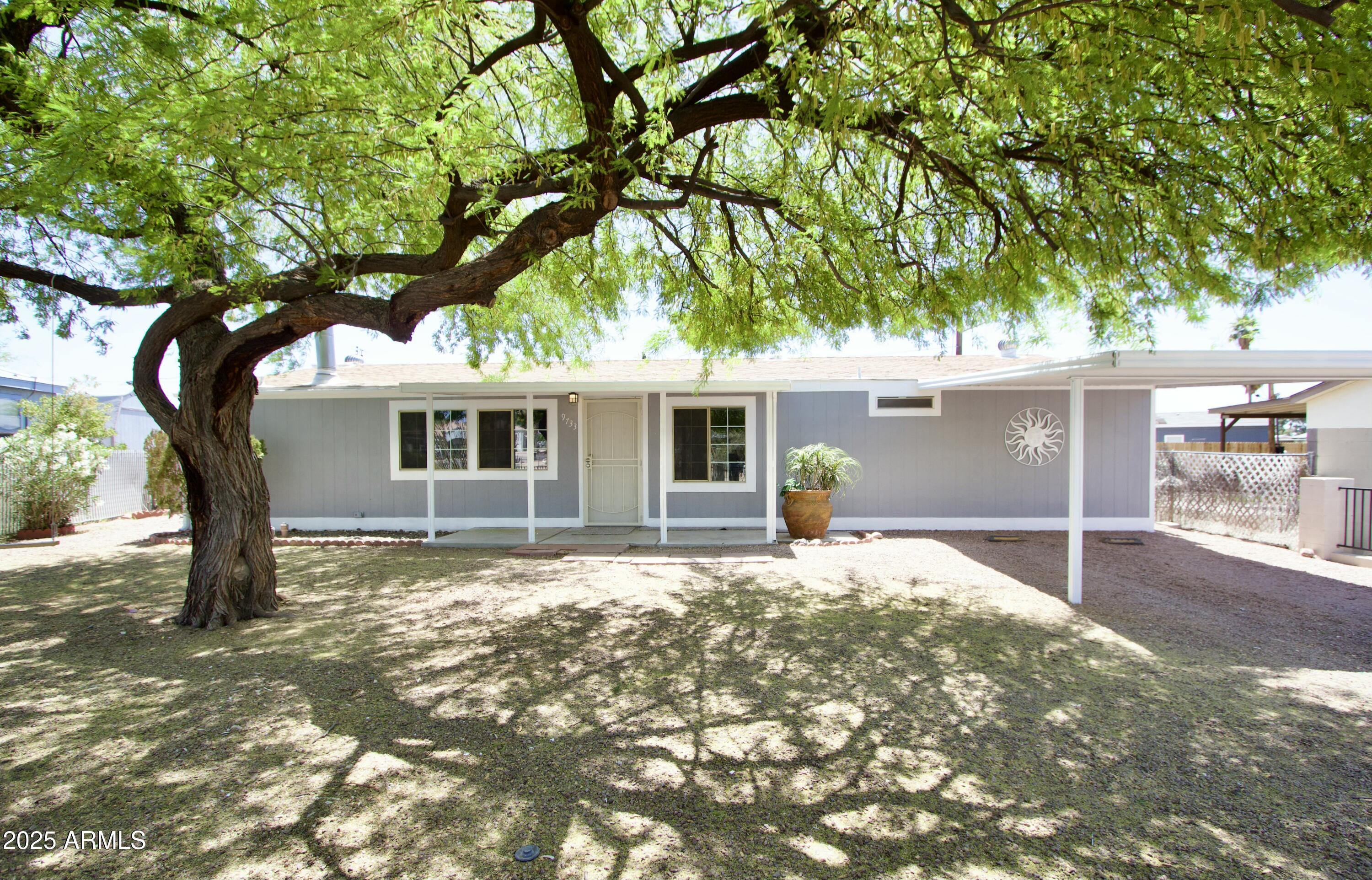 9733 E BAYWOOD Avenue