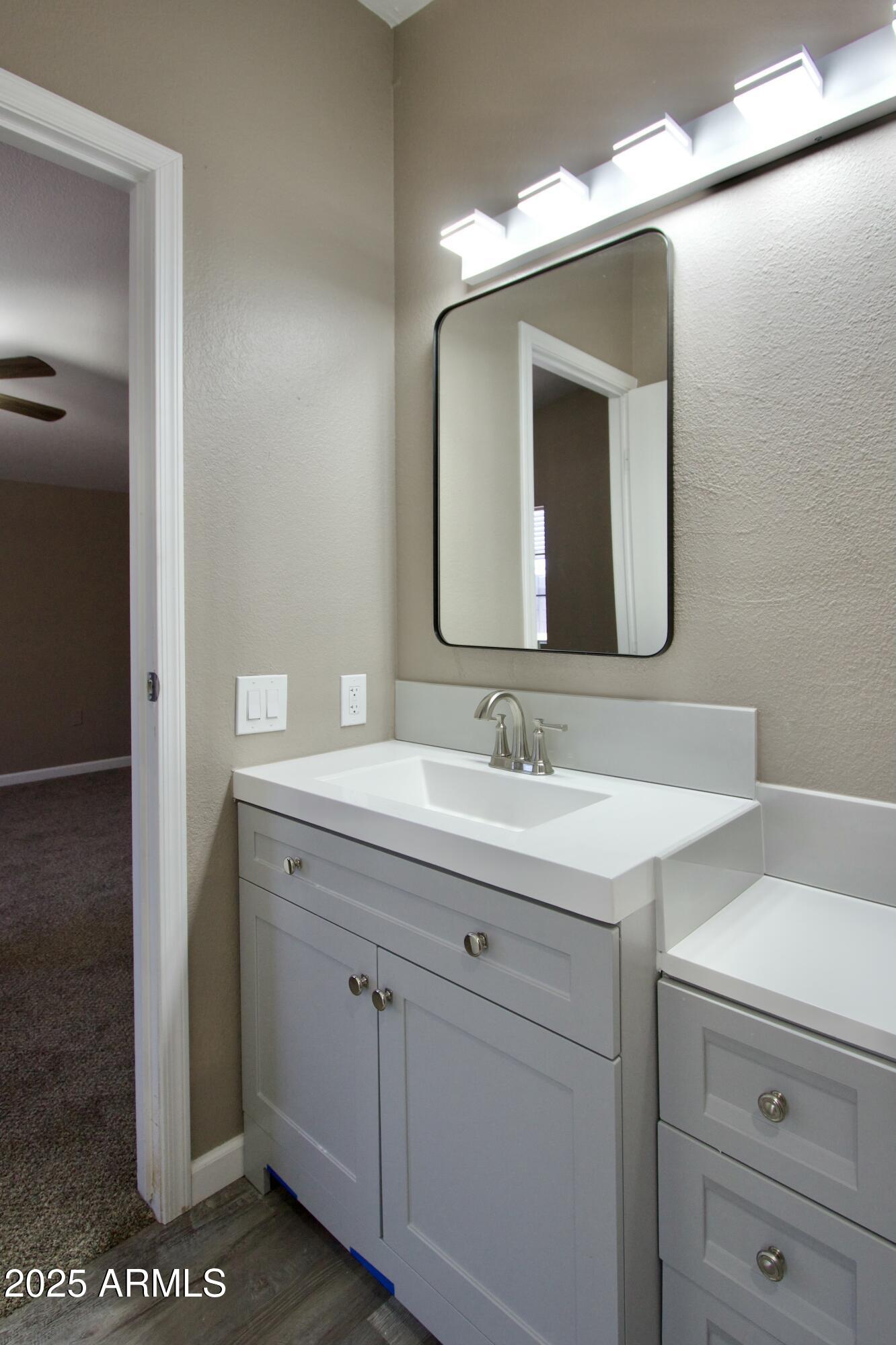 9733 E BAYWOOD Avenue