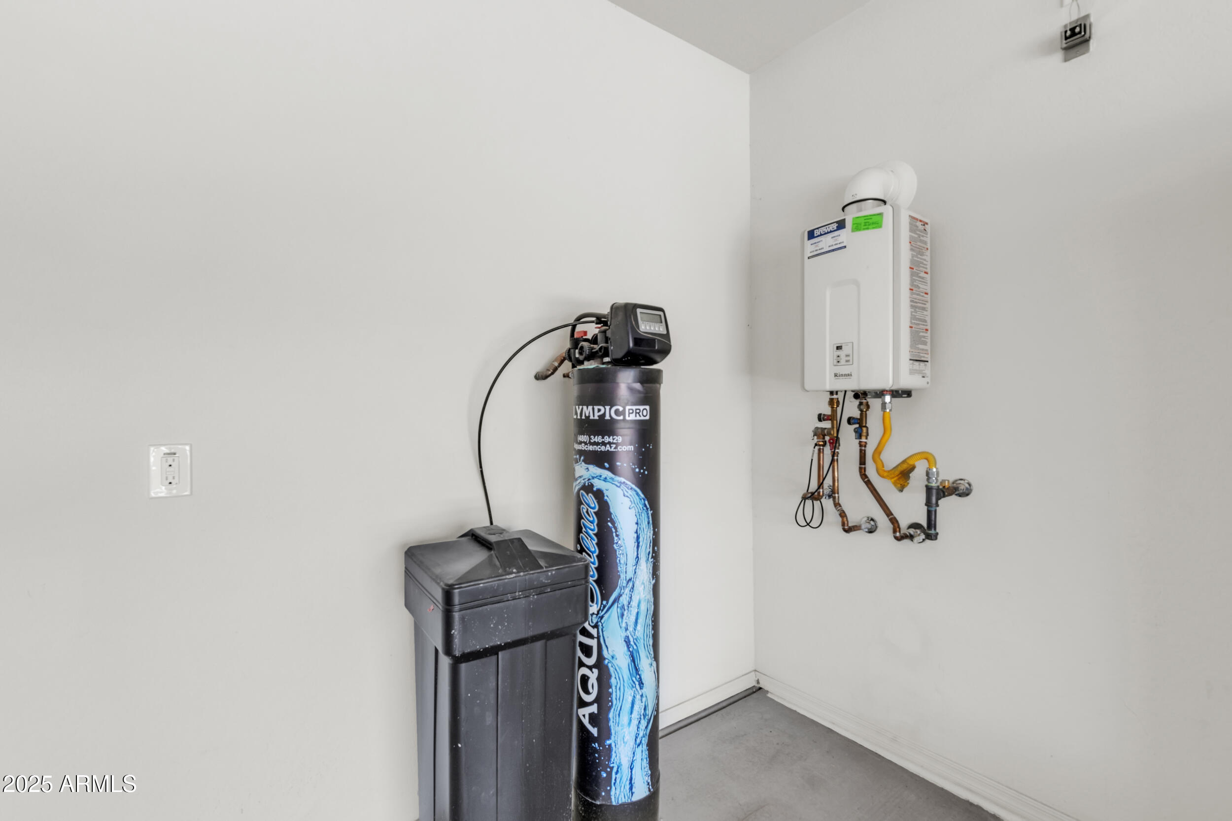 4279 N SPYGLASS Drive