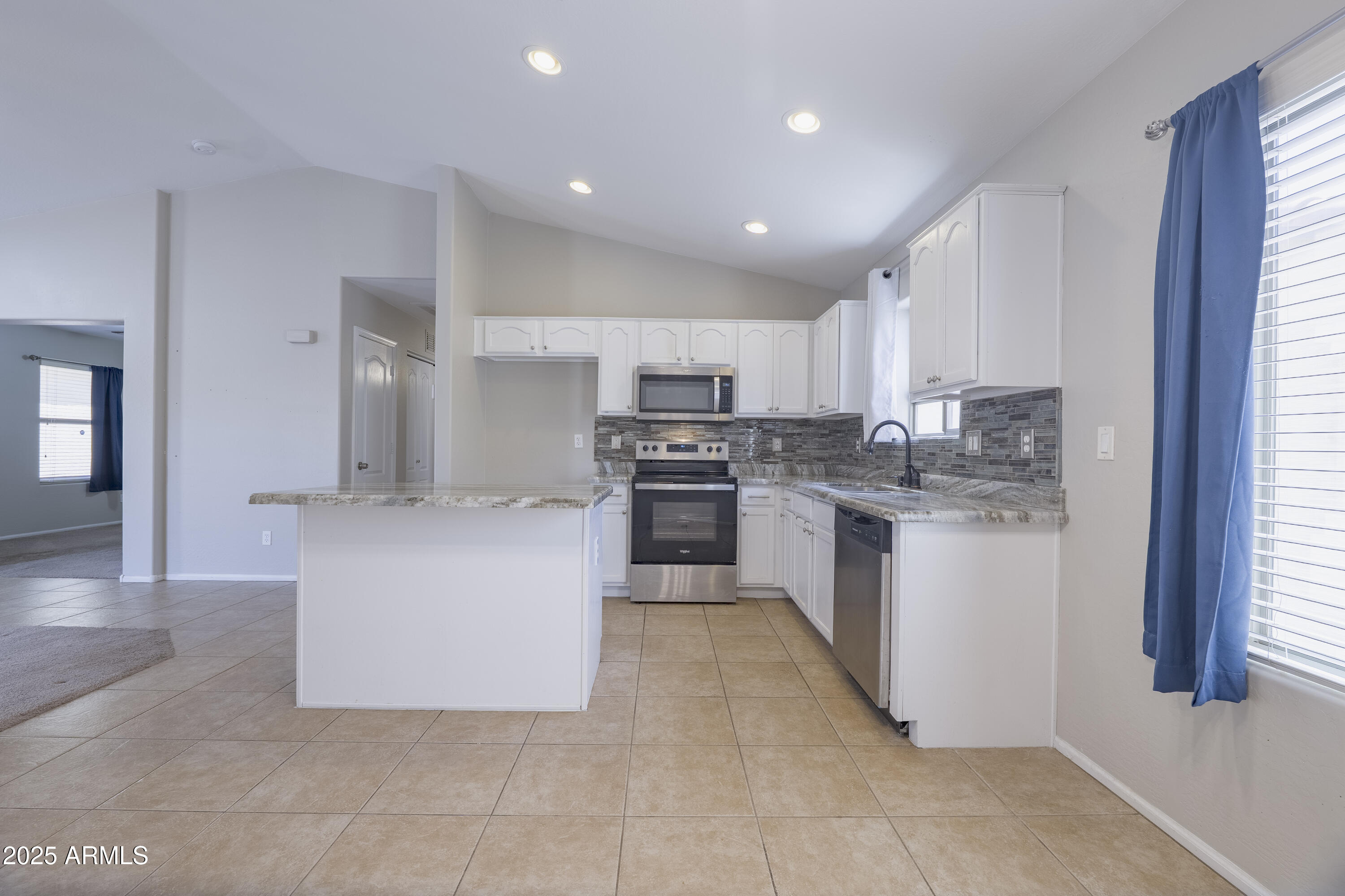 41388 W HOPPER Drive