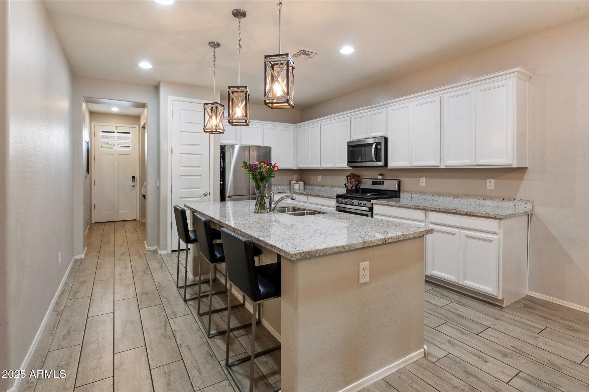 9834 E THATCHER Avenue