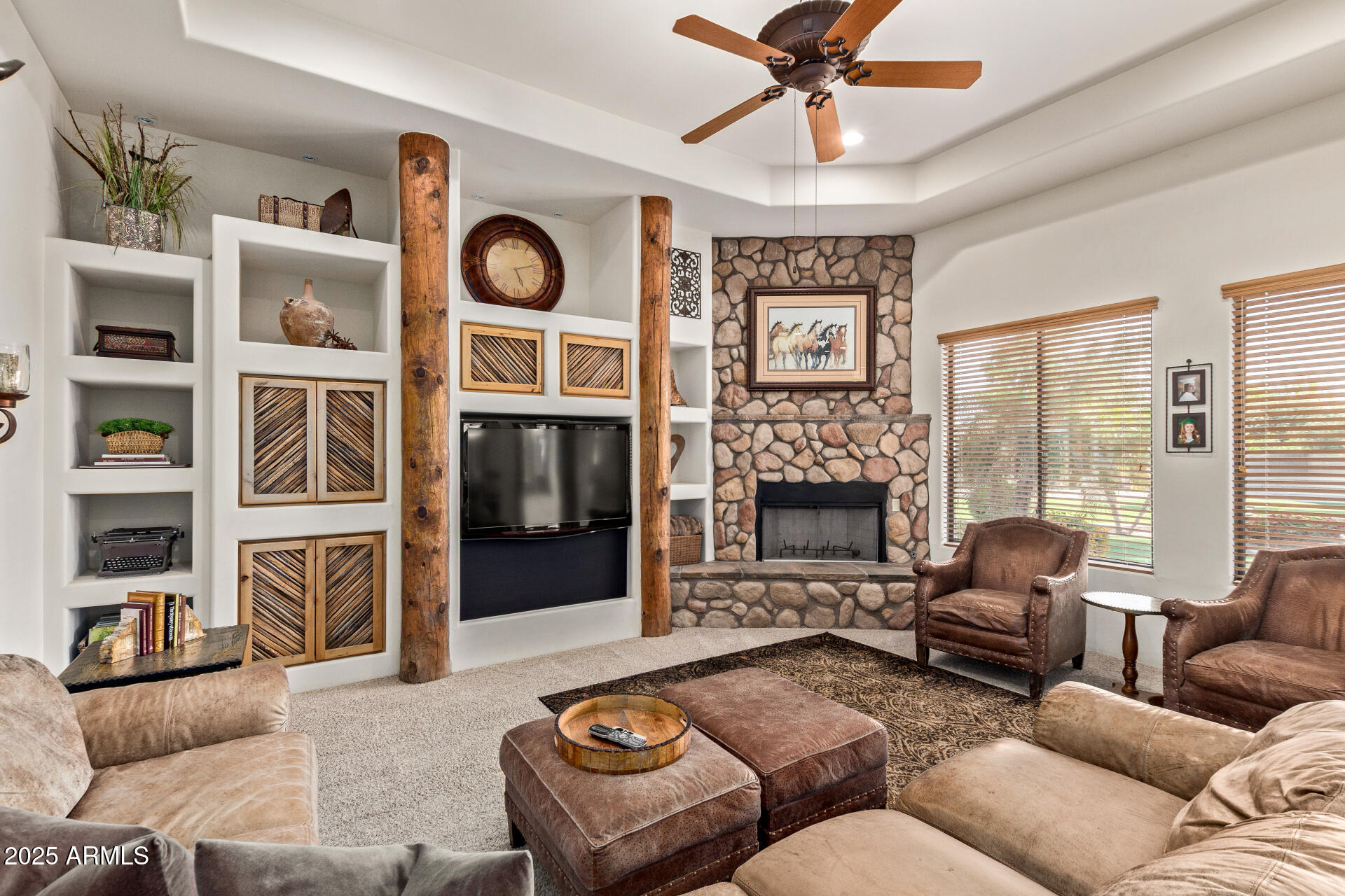 2641 E BIRCHWOOD Place