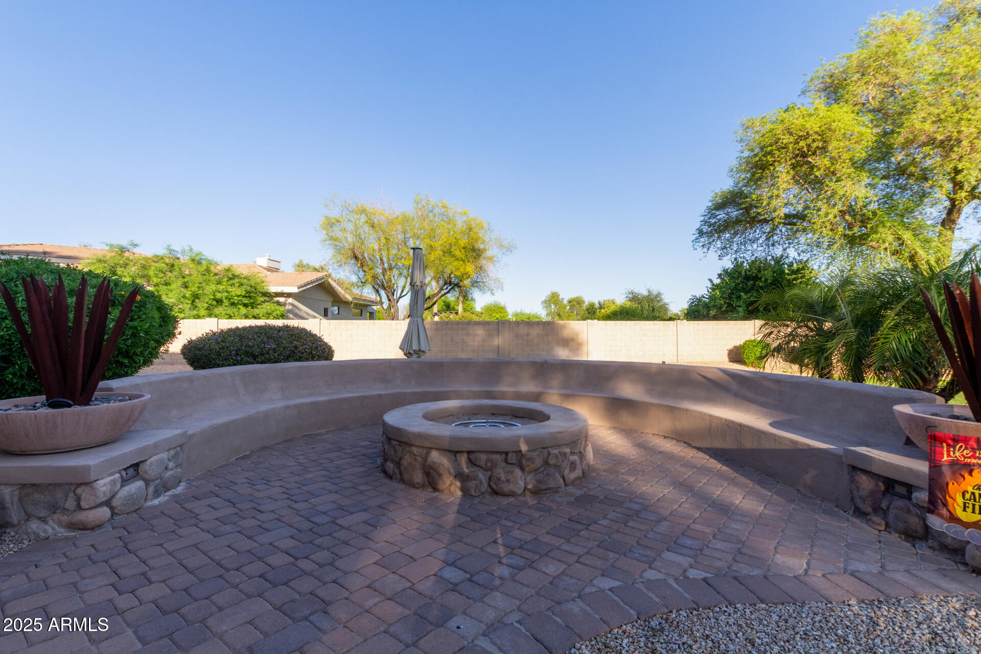 2641 E BIRCHWOOD Place