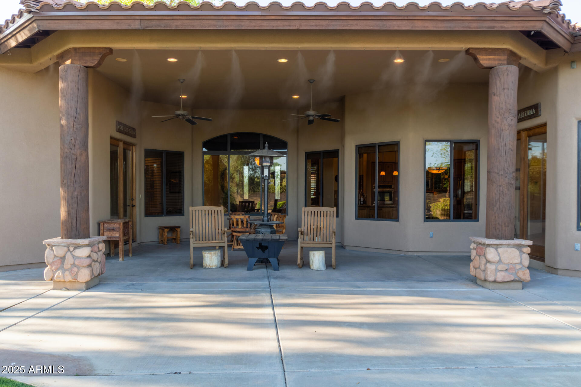 2641 E BIRCHWOOD Place