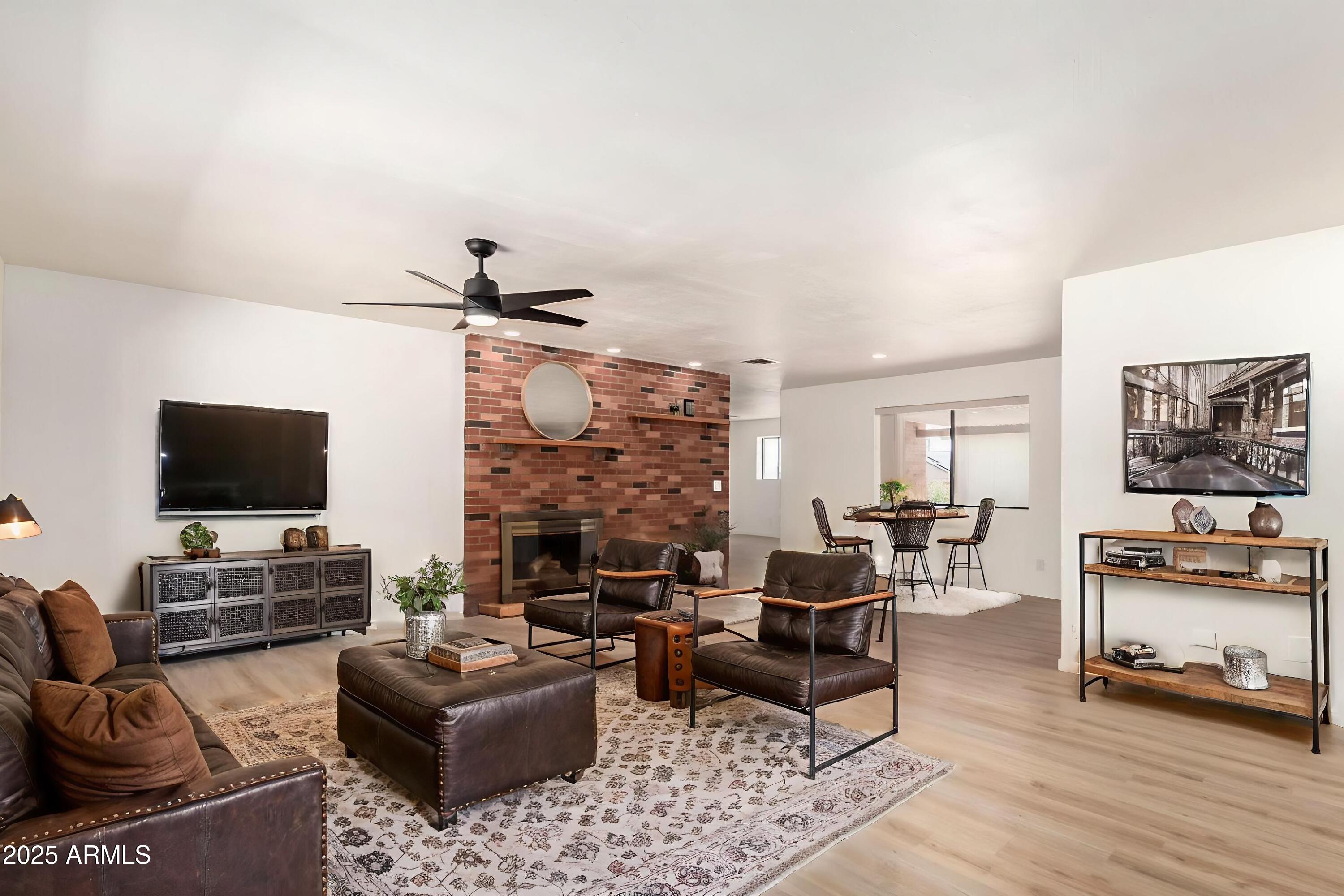 8913 W COUNTRY CLUB Trail