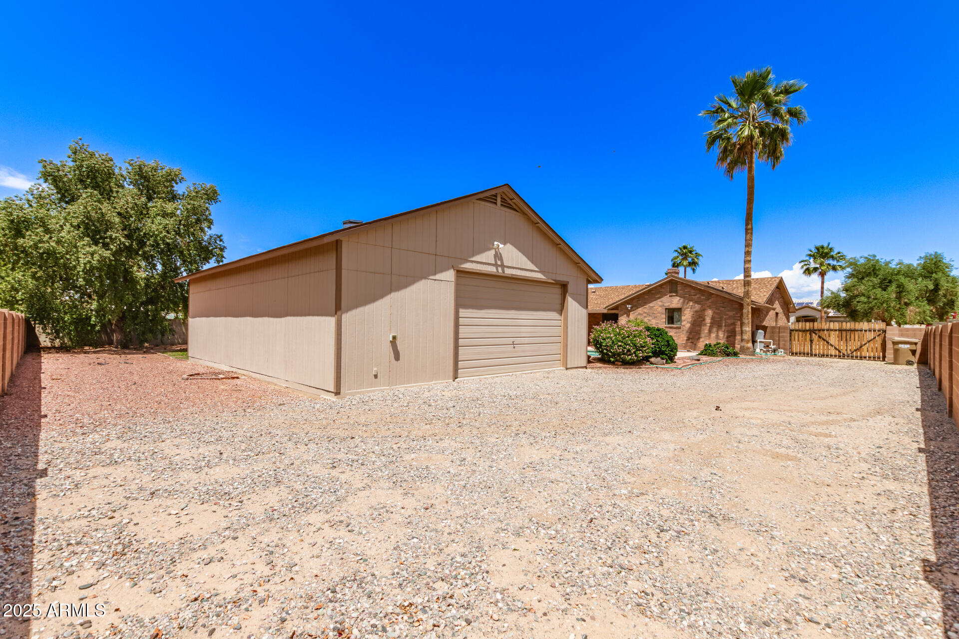 8913 W COUNTRY CLUB Trail