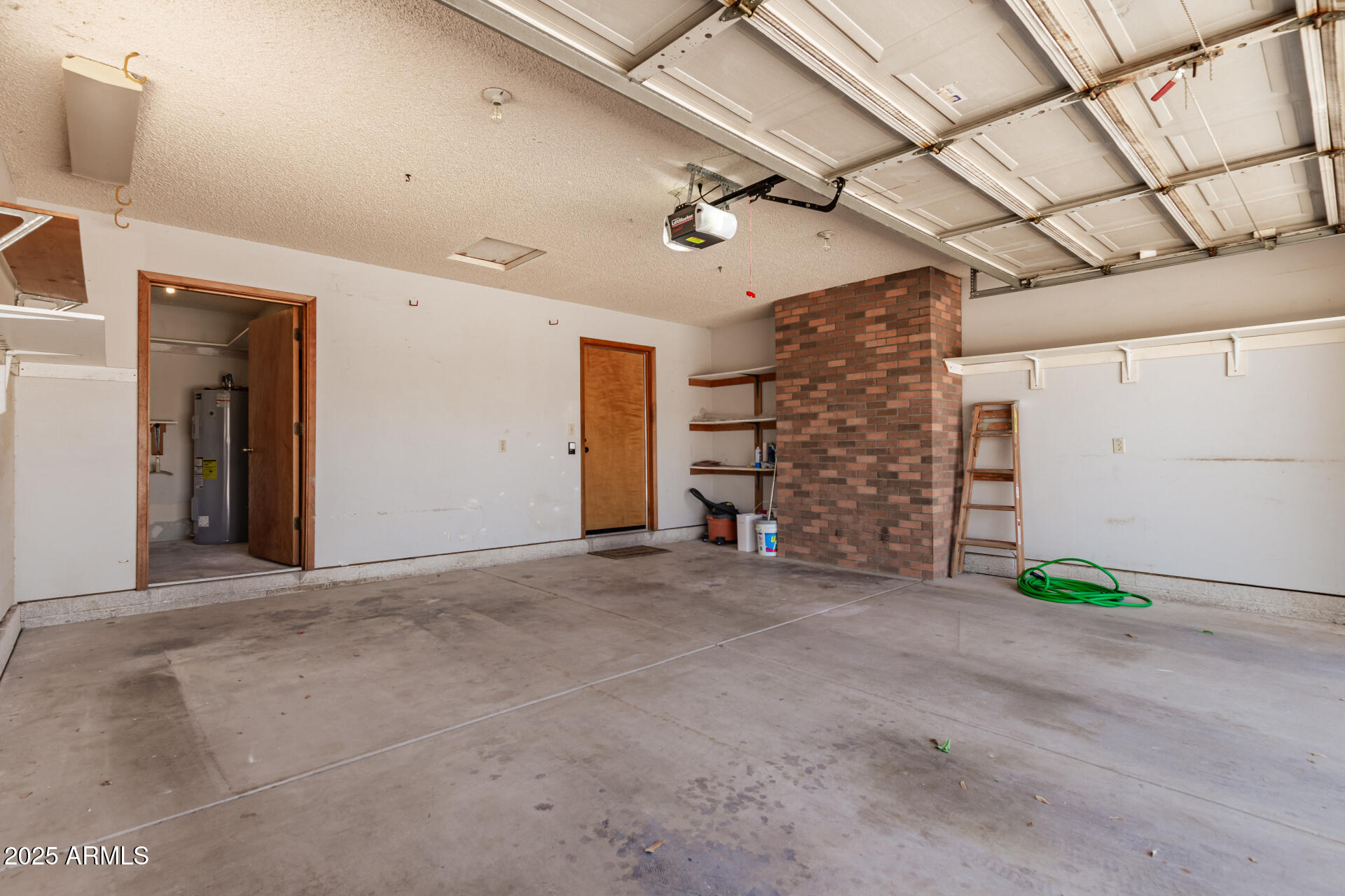 8913 W COUNTRY CLUB Trail