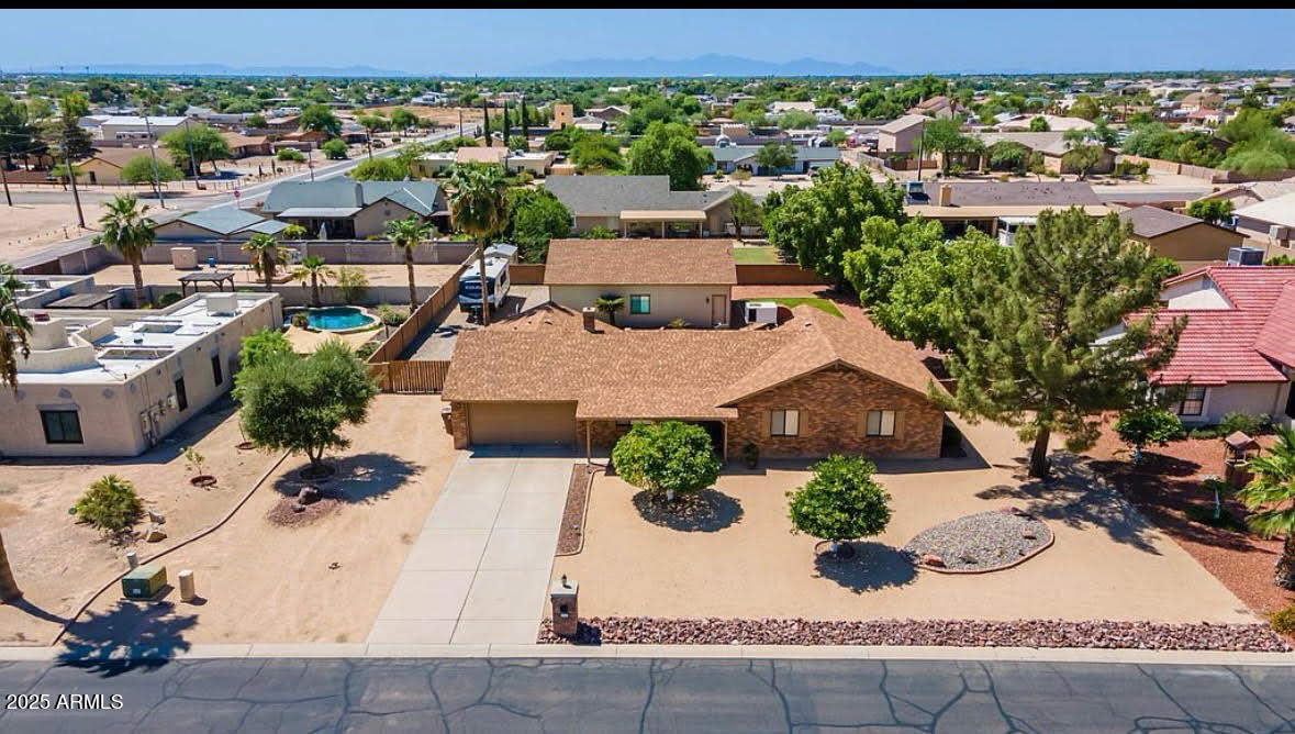 8913 W COUNTRY CLUB Trail