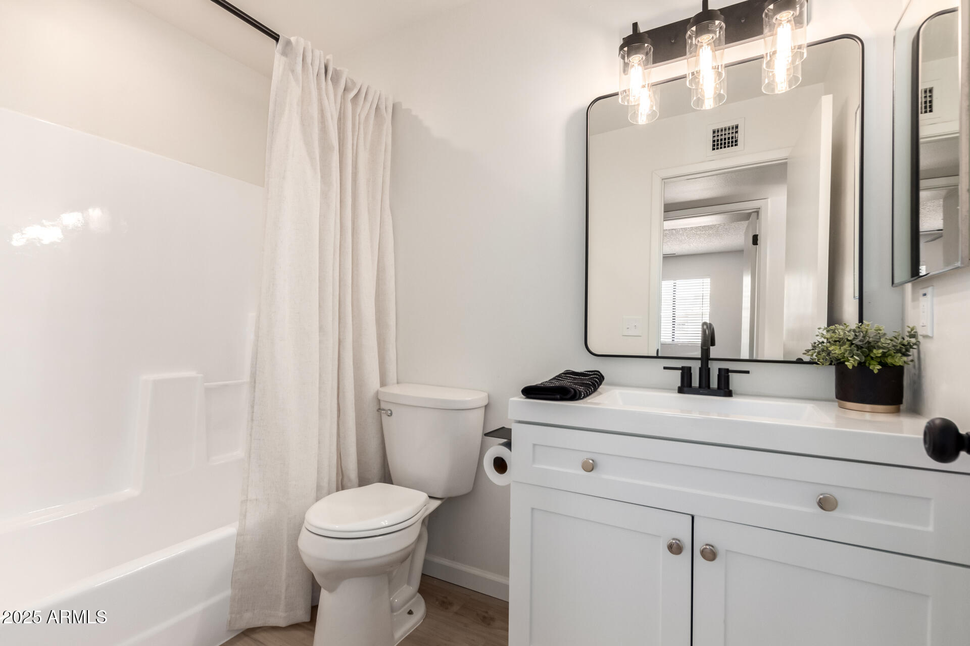 8913 W COUNTRY CLUB Trail