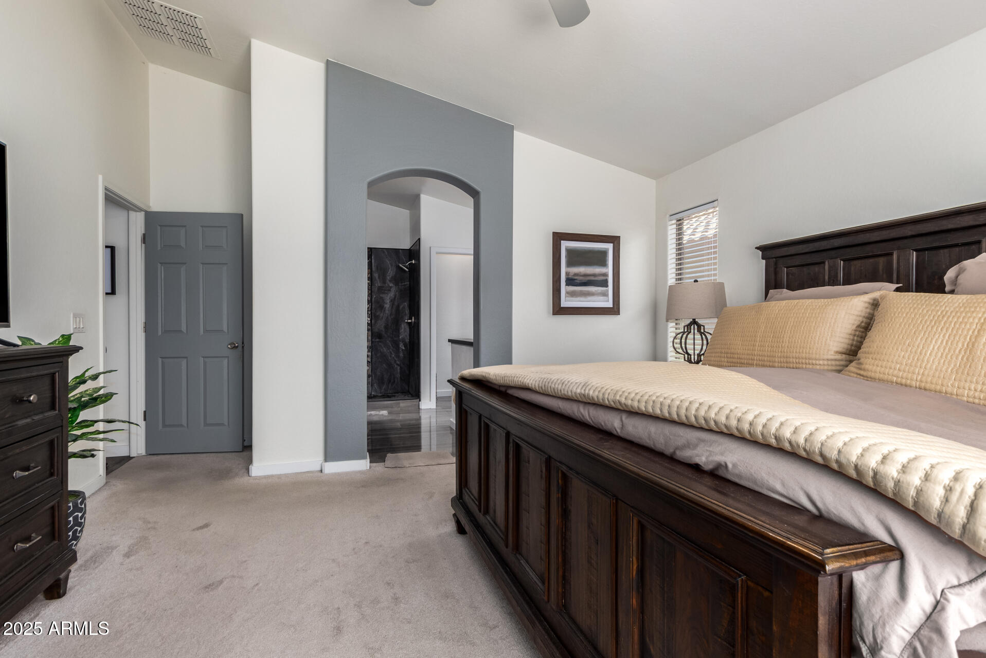 38662 N LA GRANGE Lane