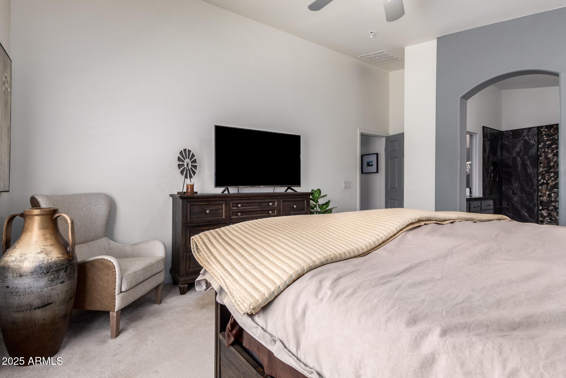 38662 N LA GRANGE Lane