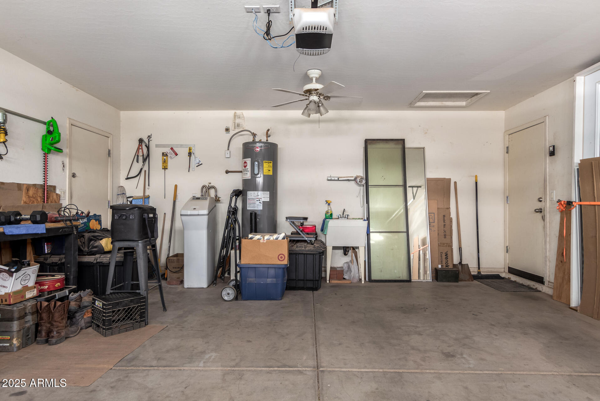 38662 N LA GRANGE Lane