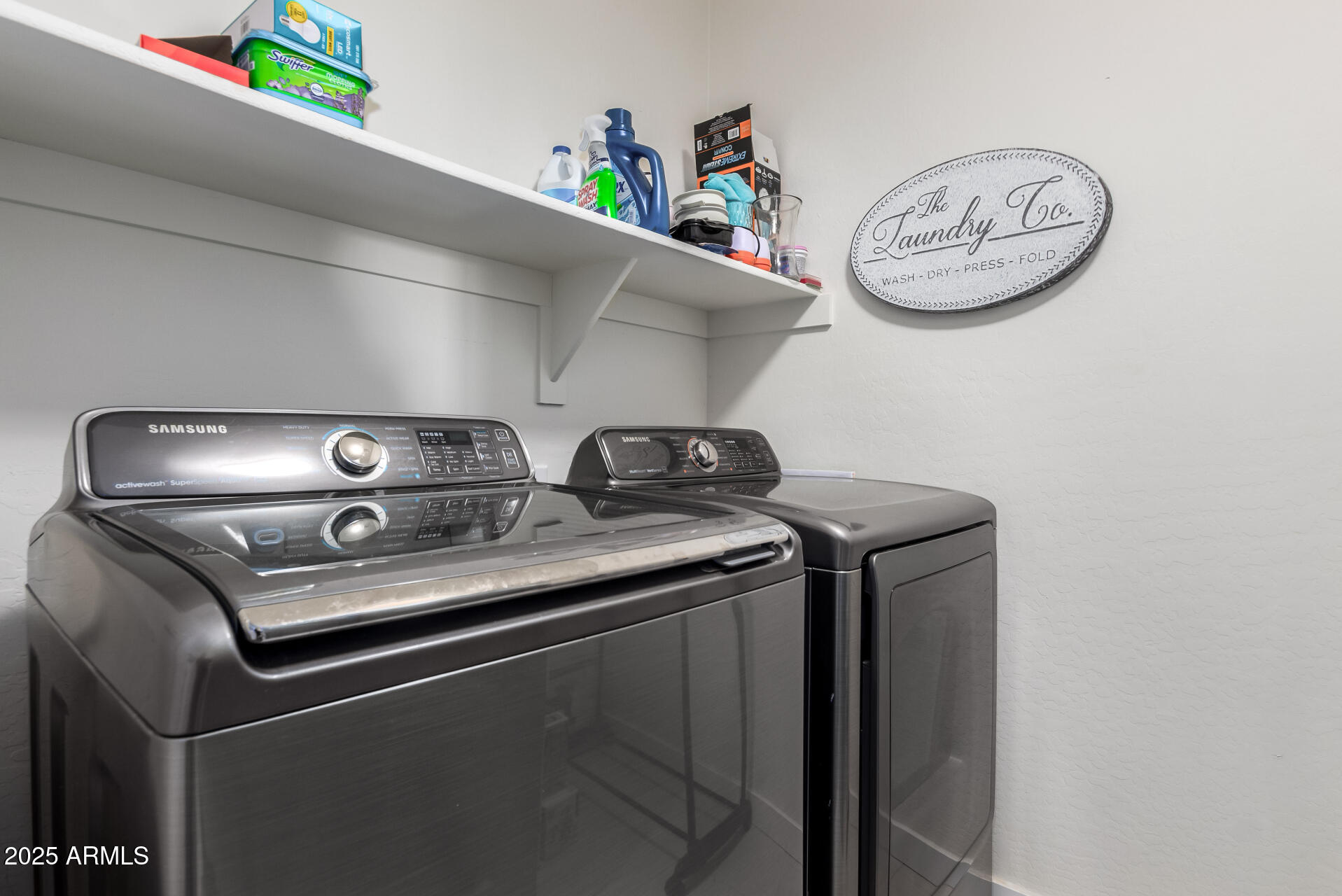 38662 N LA GRANGE Lane