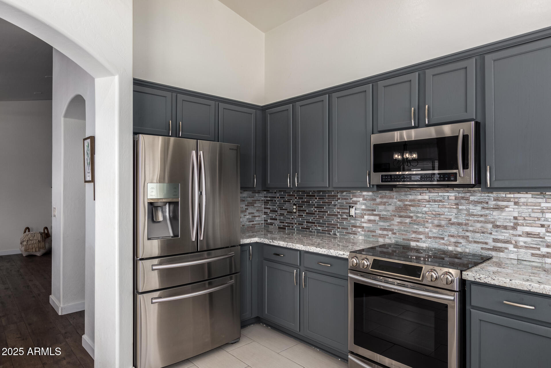 38662 N LA GRANGE Lane