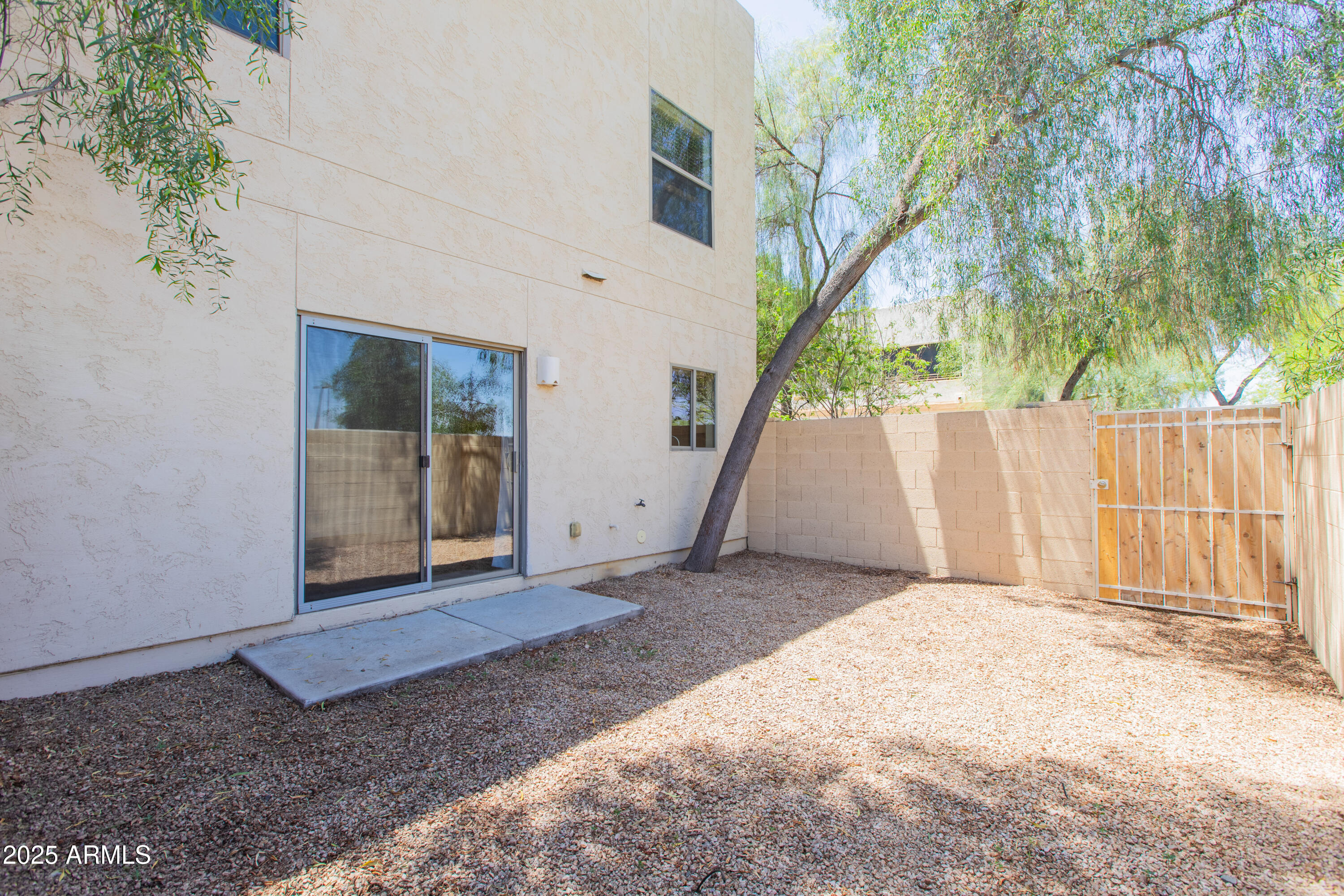 15818 N 25TH Street, 124