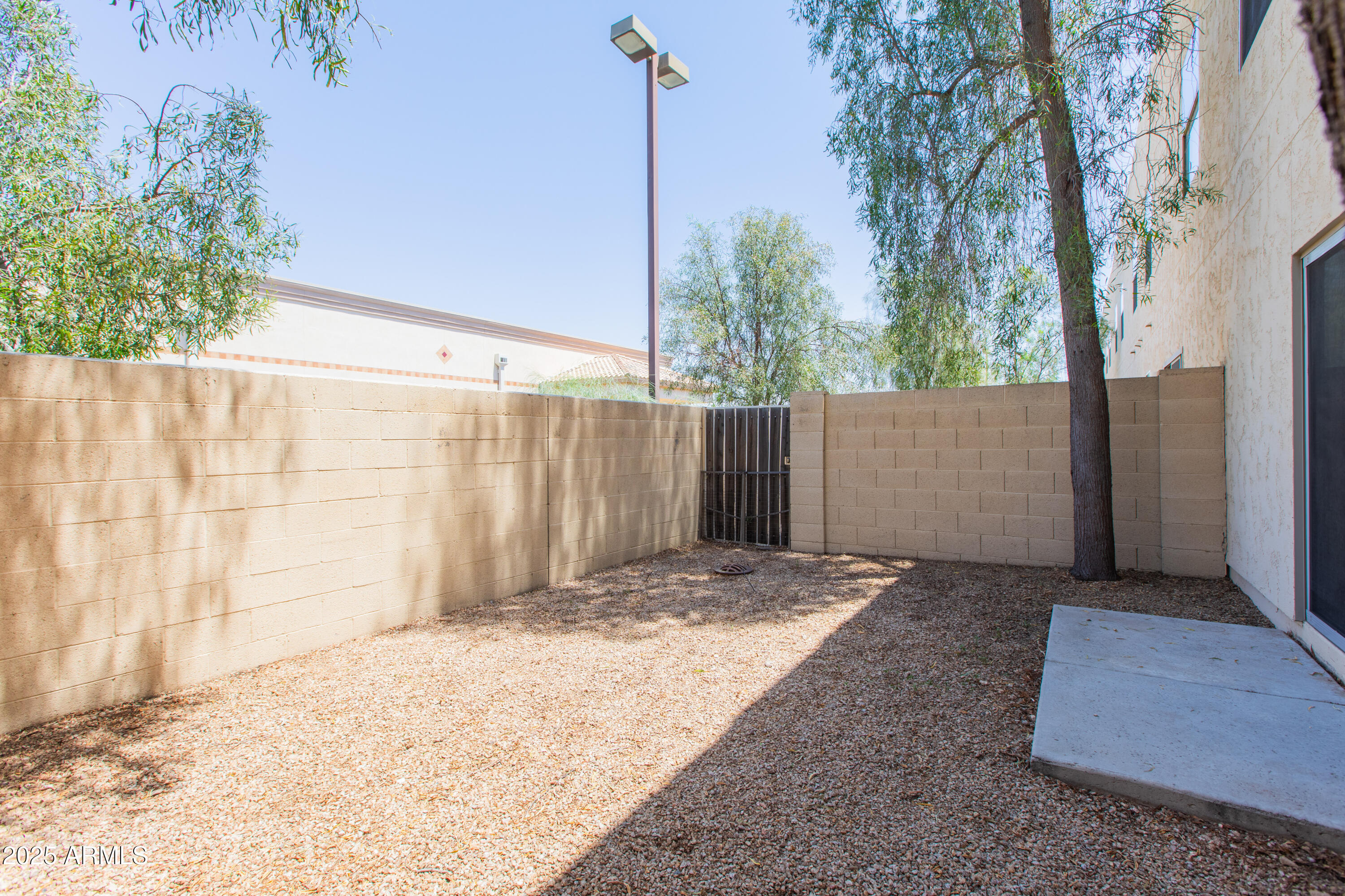 15818 N 25TH Street, 124
