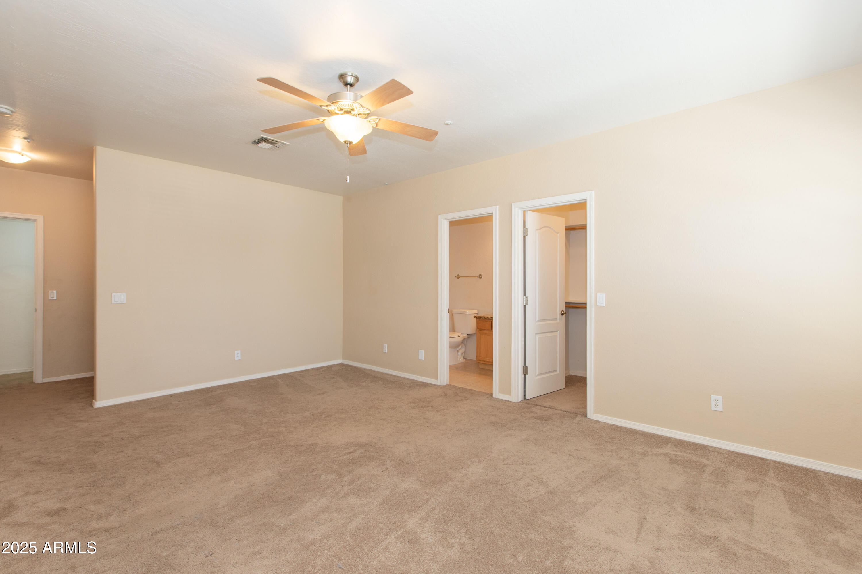 15818 N 25TH Street, 124