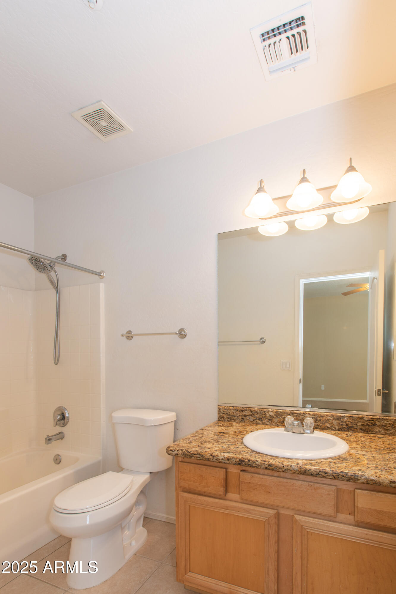 15818 N 25TH Street, 124