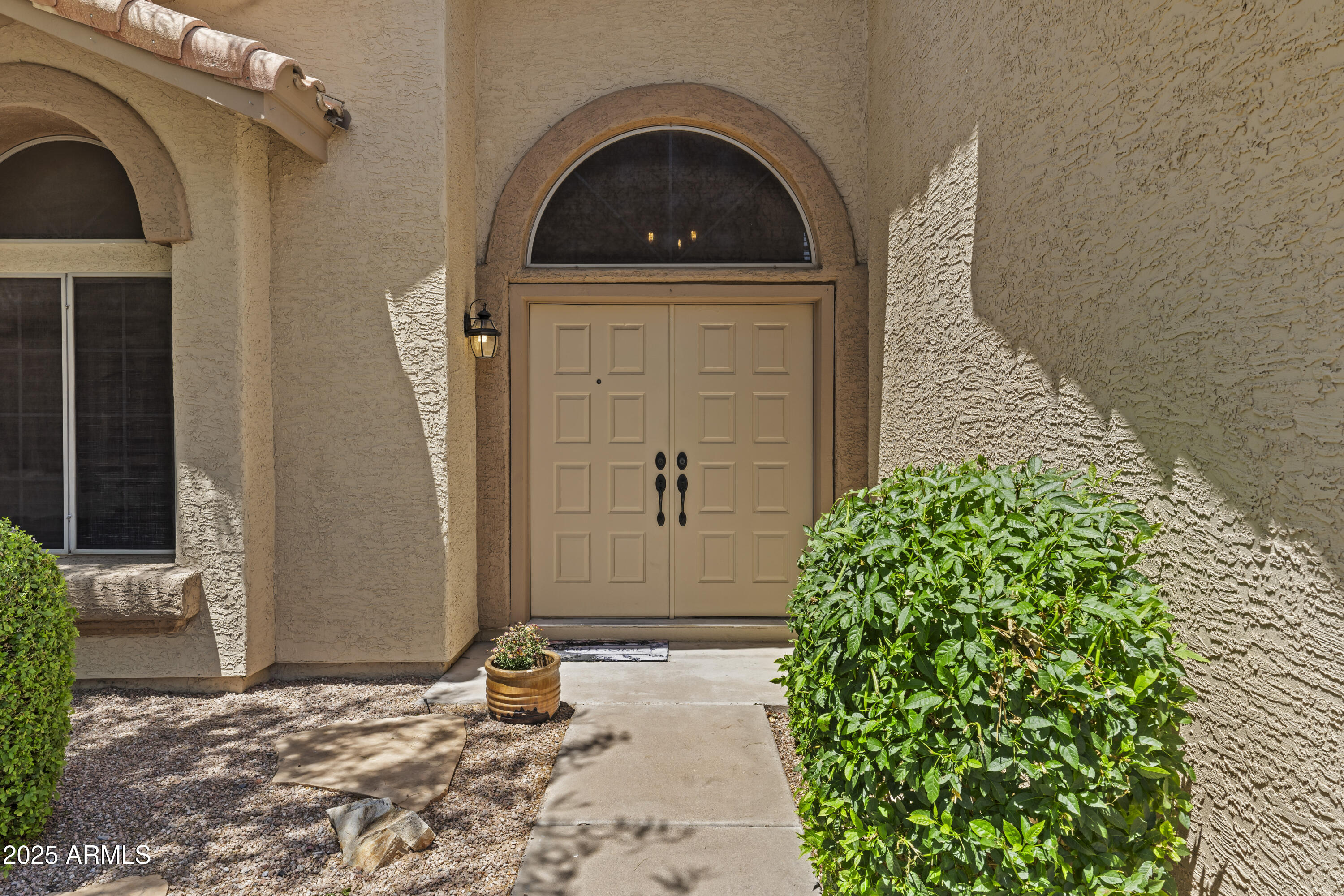 4306 E Amberwood Drive