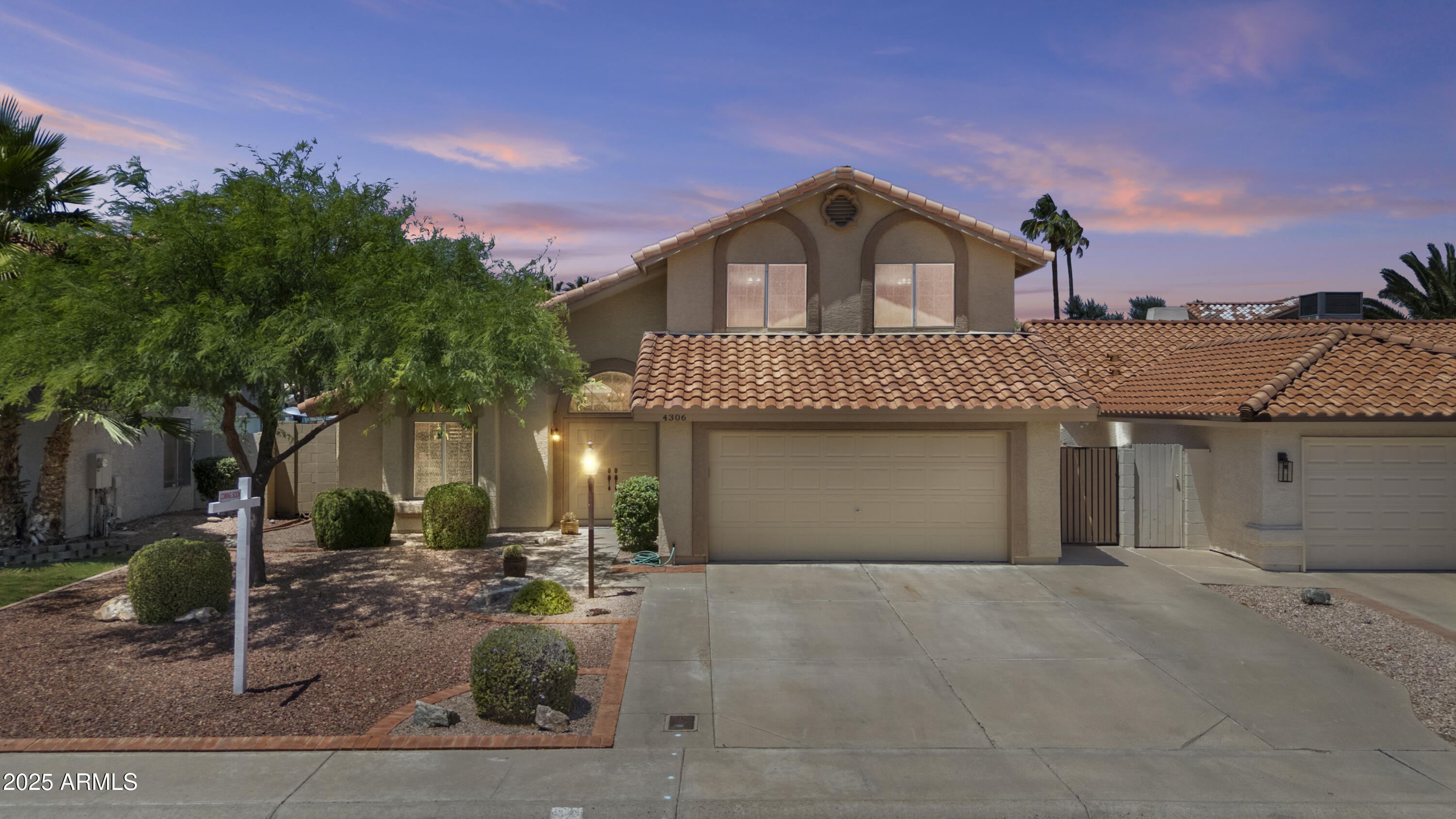 4306 E Amberwood Drive