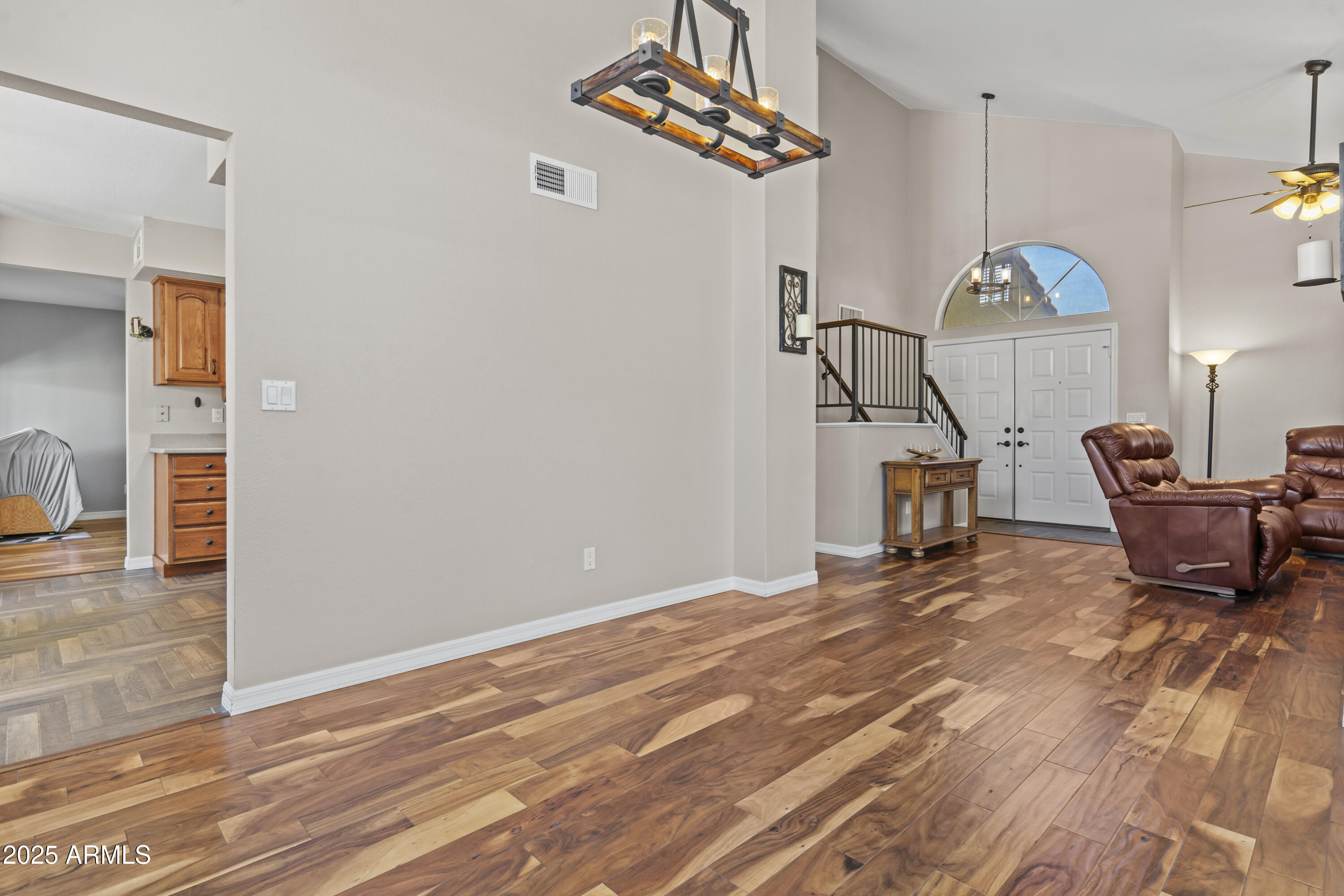 4306 E Amberwood Drive