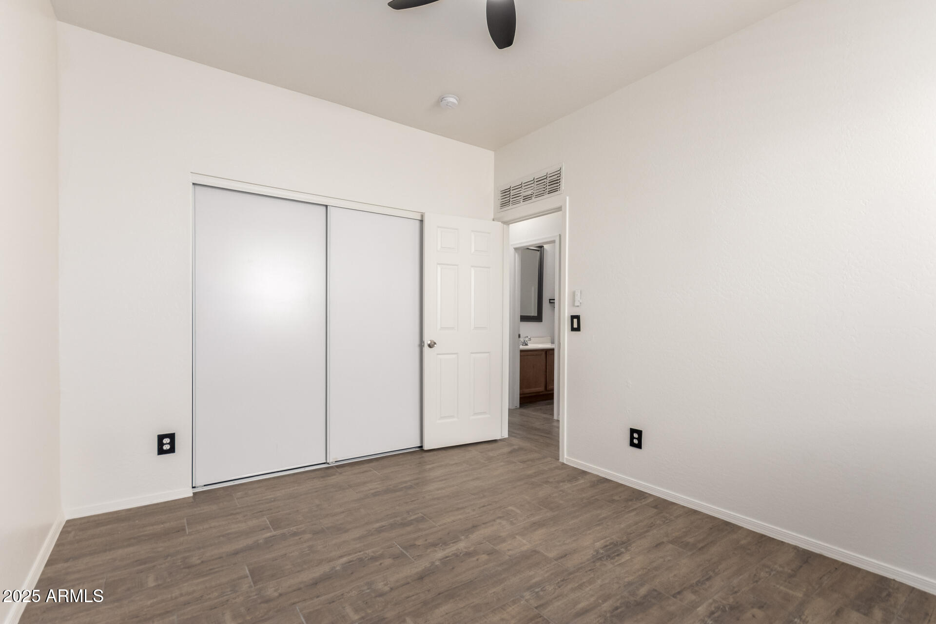 46185 W DUTCHMAN Drive