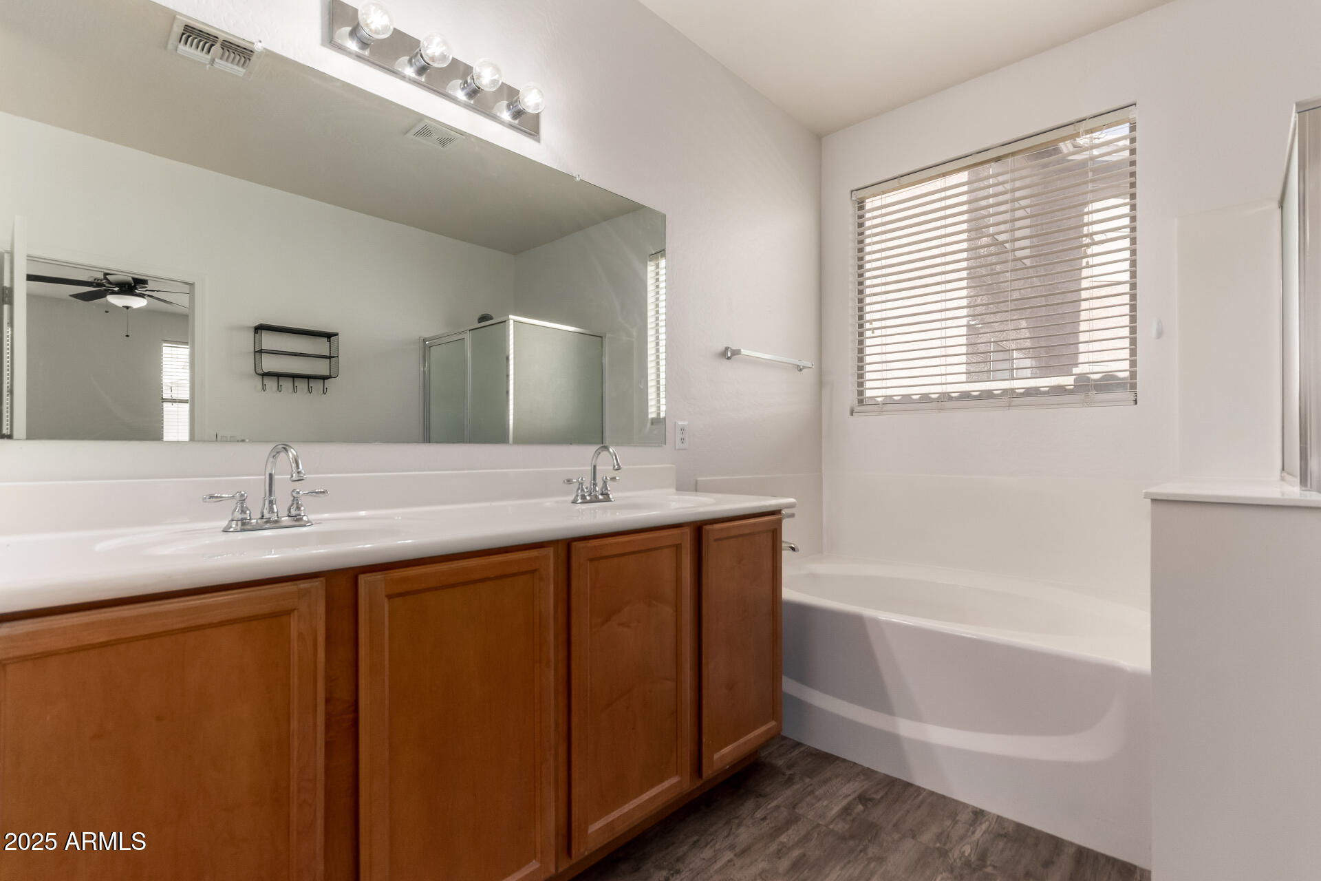 46185 W DUTCHMAN Drive