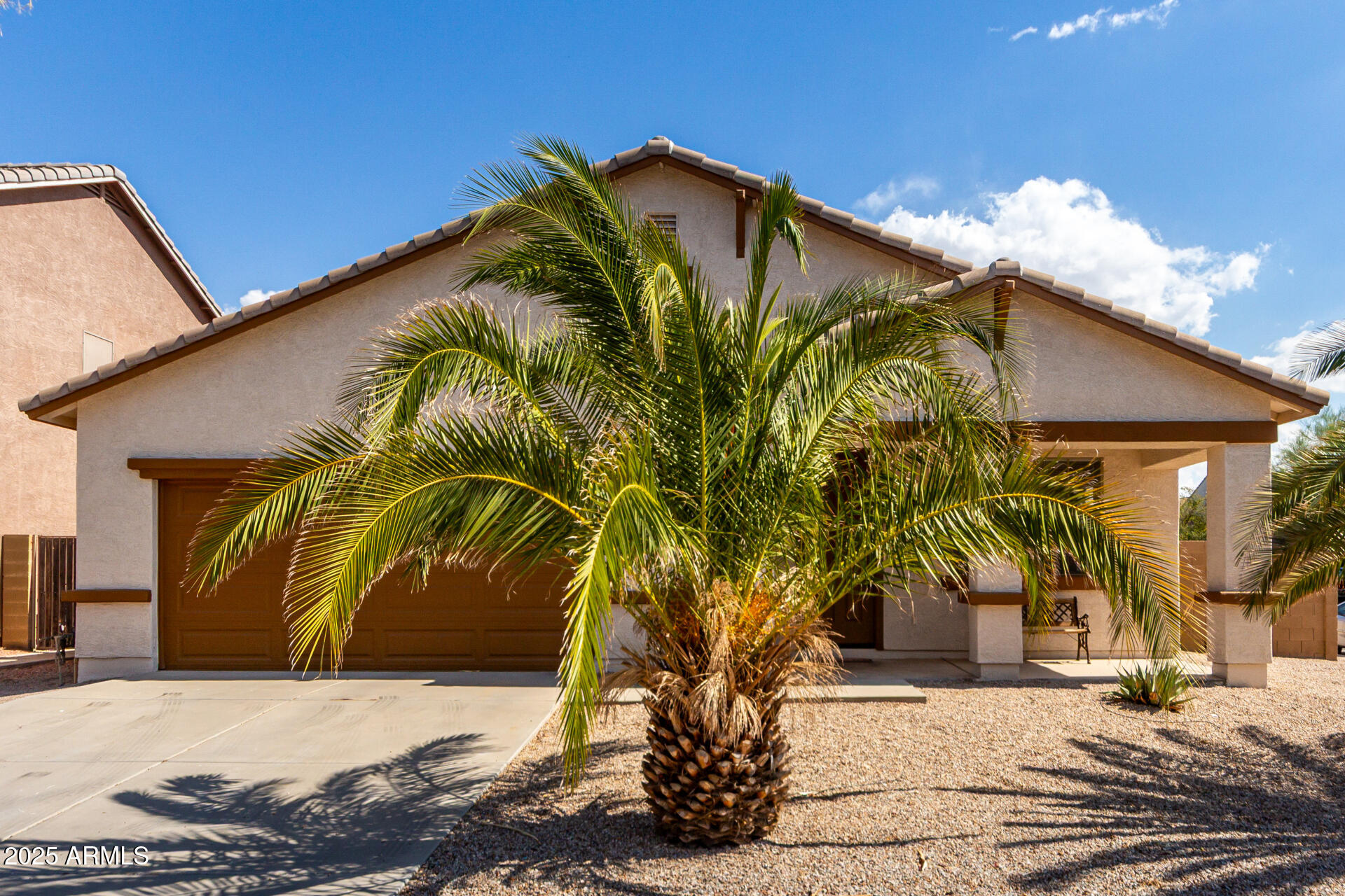 46185 W DUTCHMAN Drive