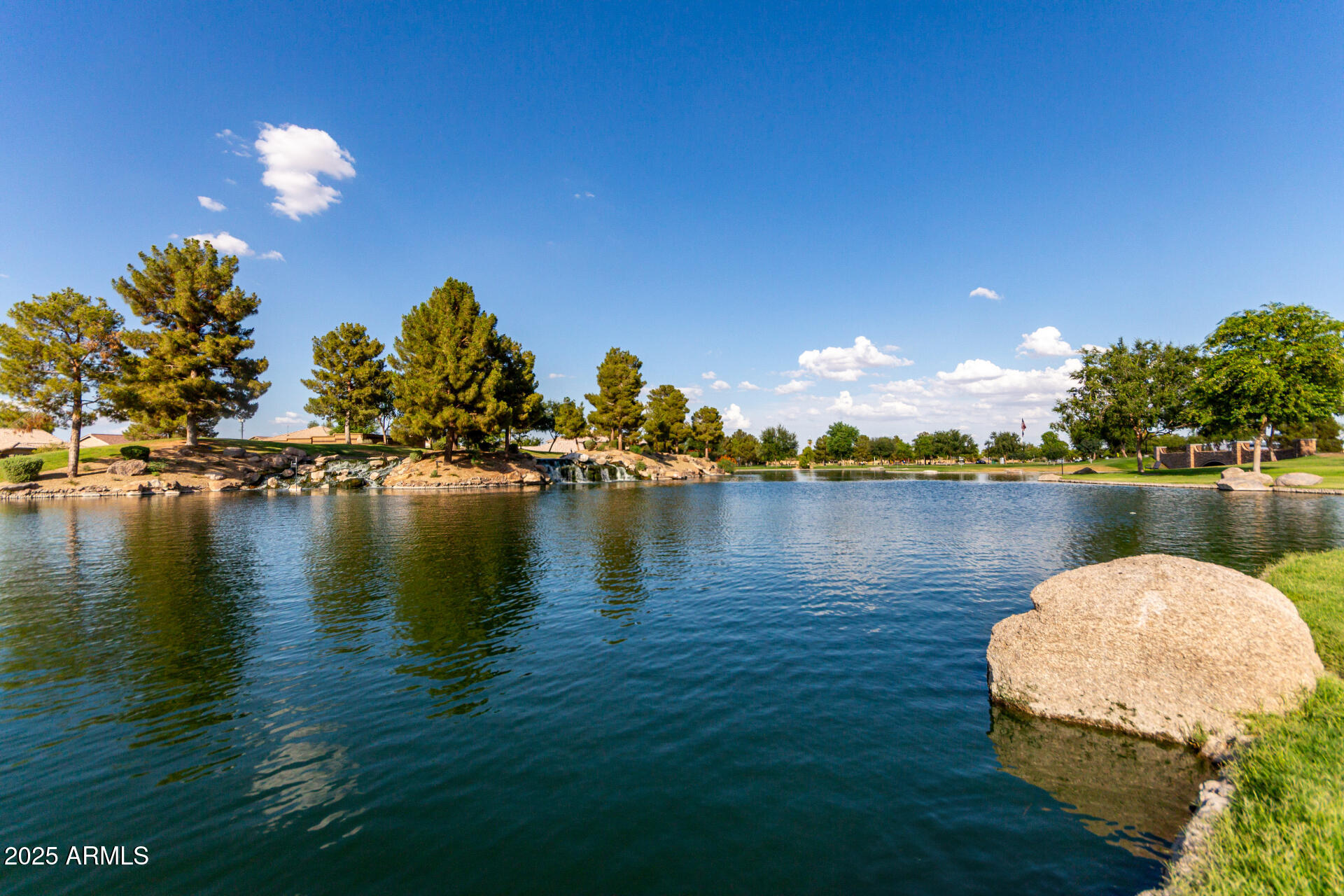 46185 W DUTCHMAN Drive