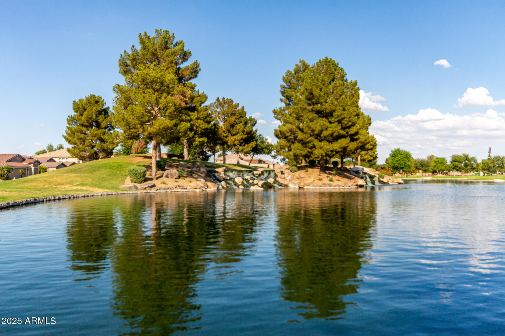 46185 W DUTCHMAN Drive