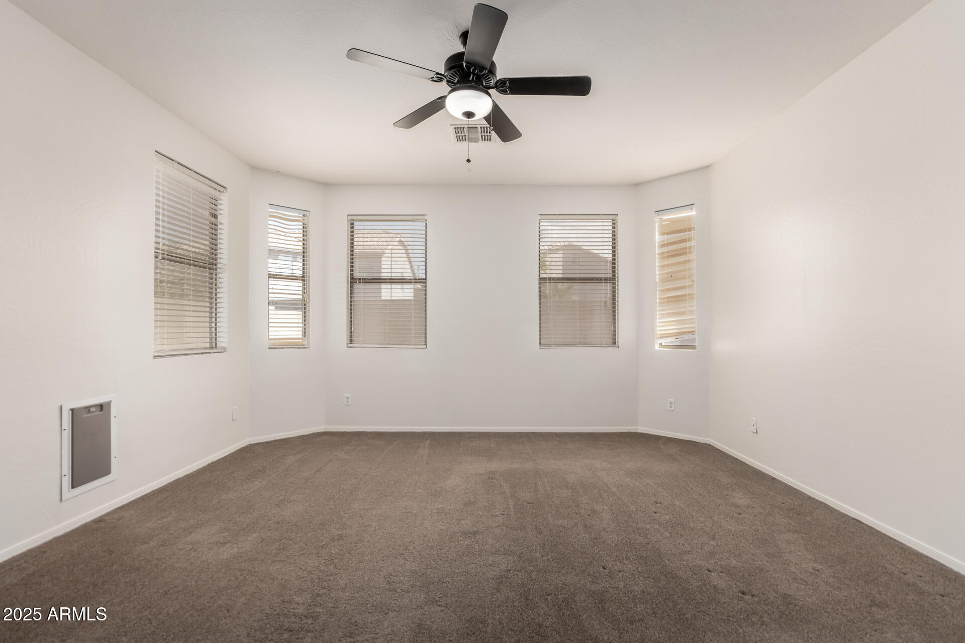 46185 W DUTCHMAN Drive