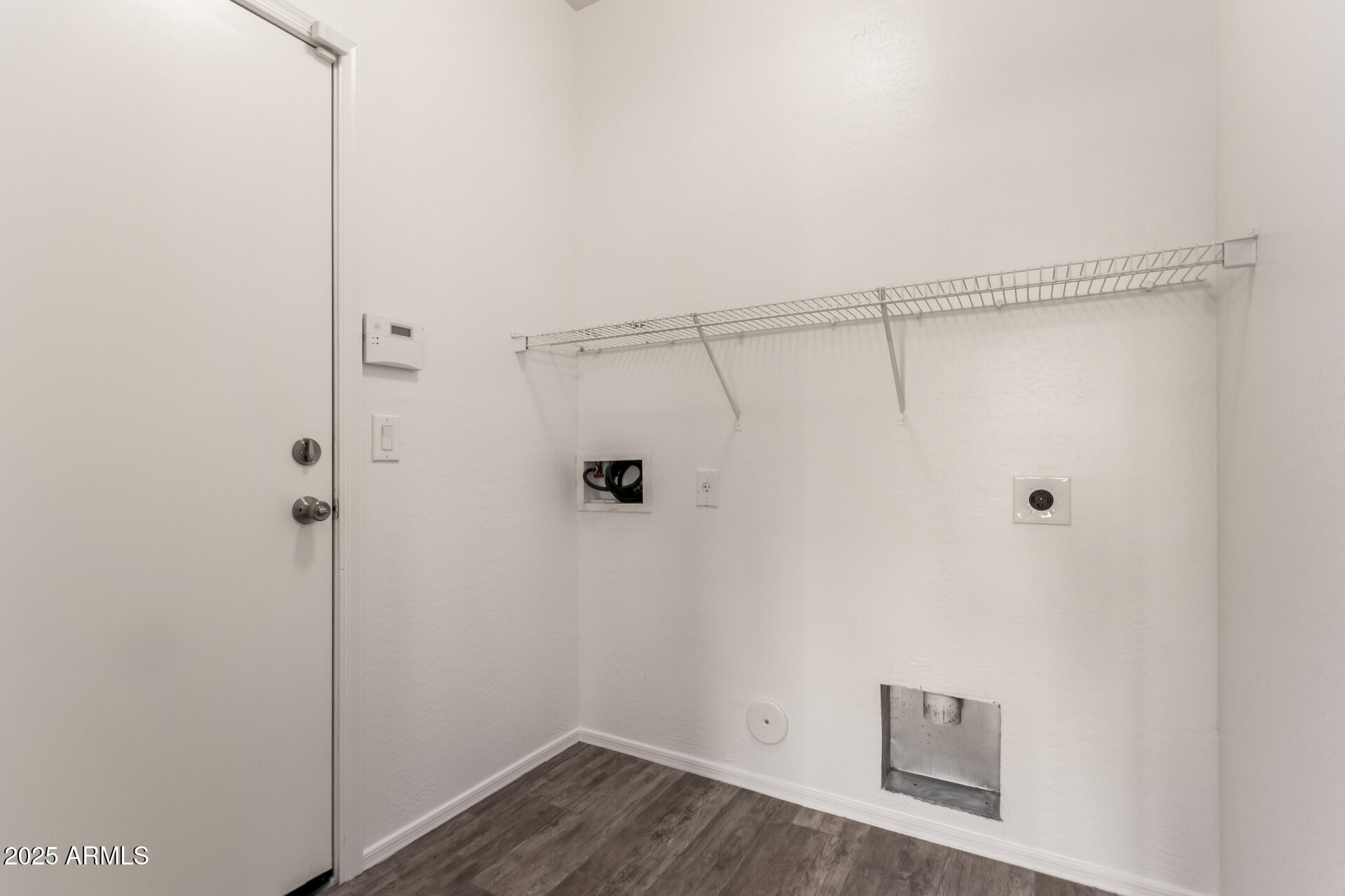 46185 W DUTCHMAN Drive