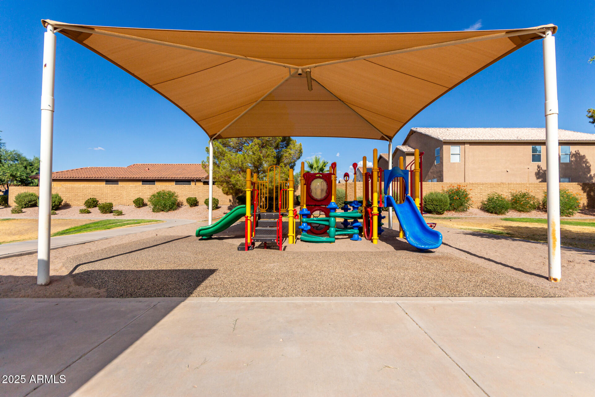 46185 W DUTCHMAN Drive