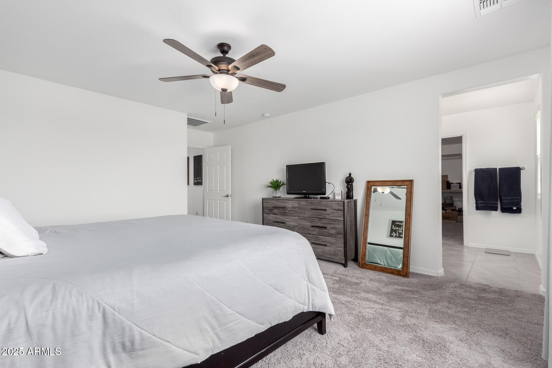 26116 N THORNHILL Drive