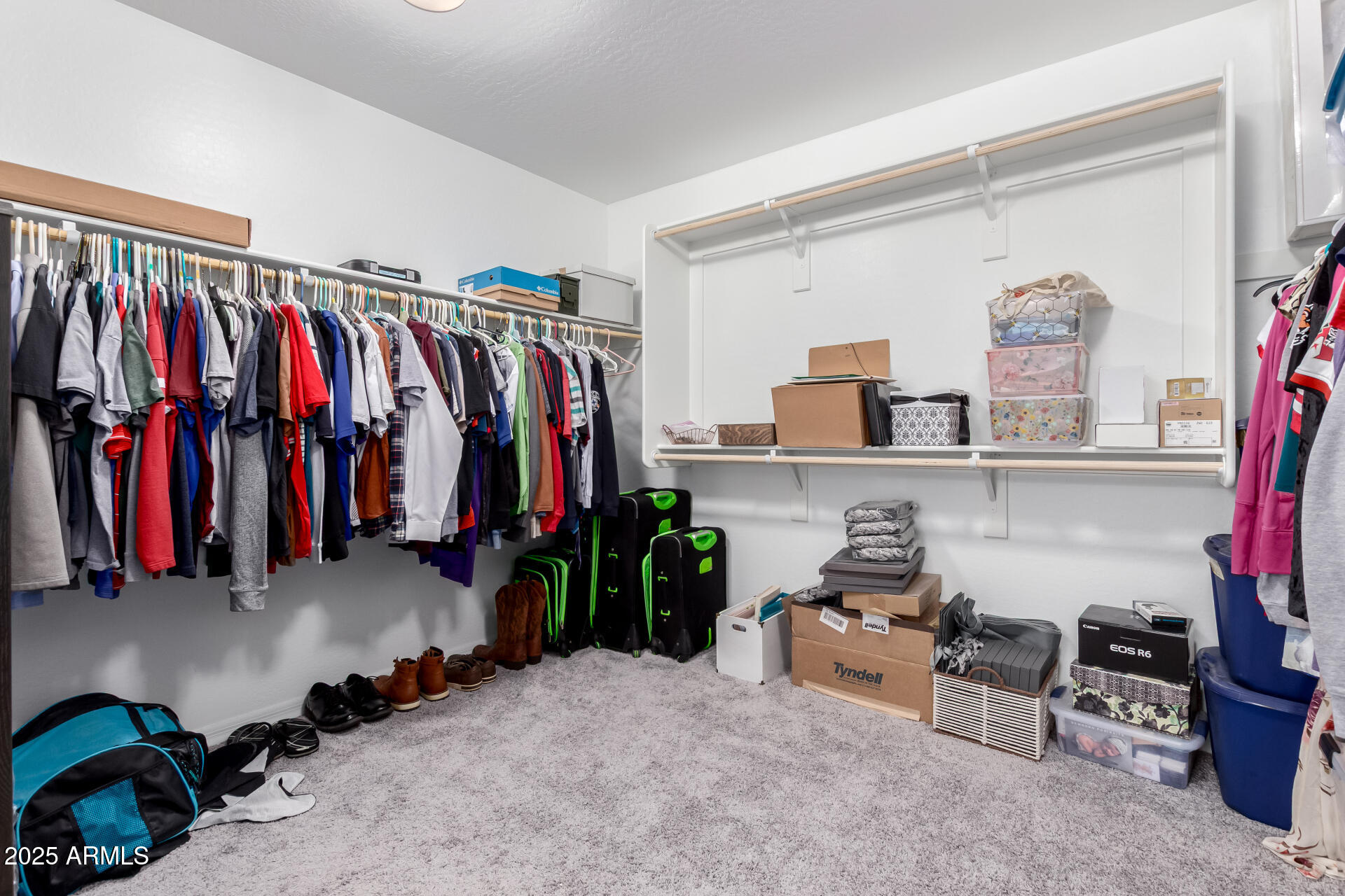 26116 N THORNHILL Drive