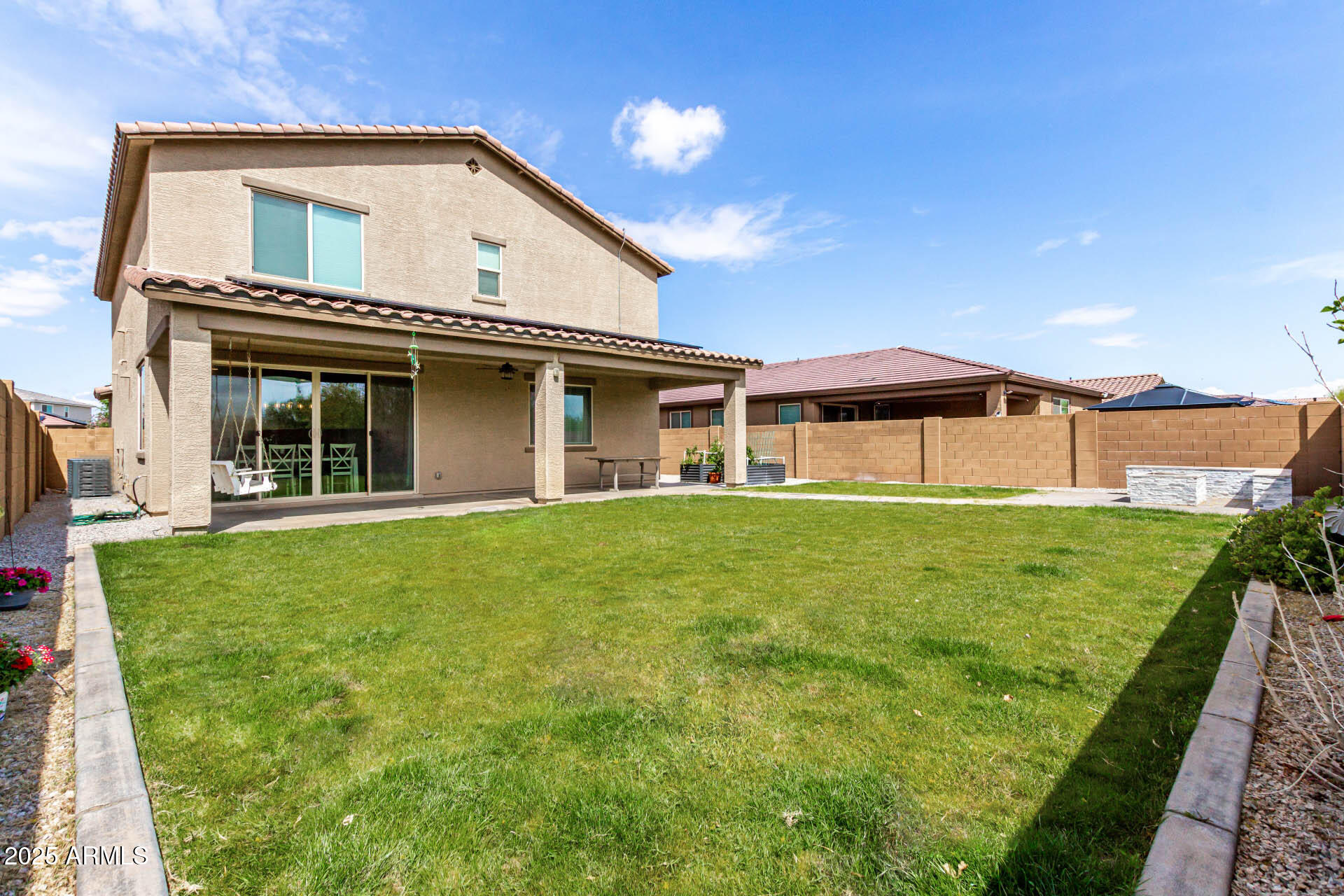 26116 N THORNHILL Drive