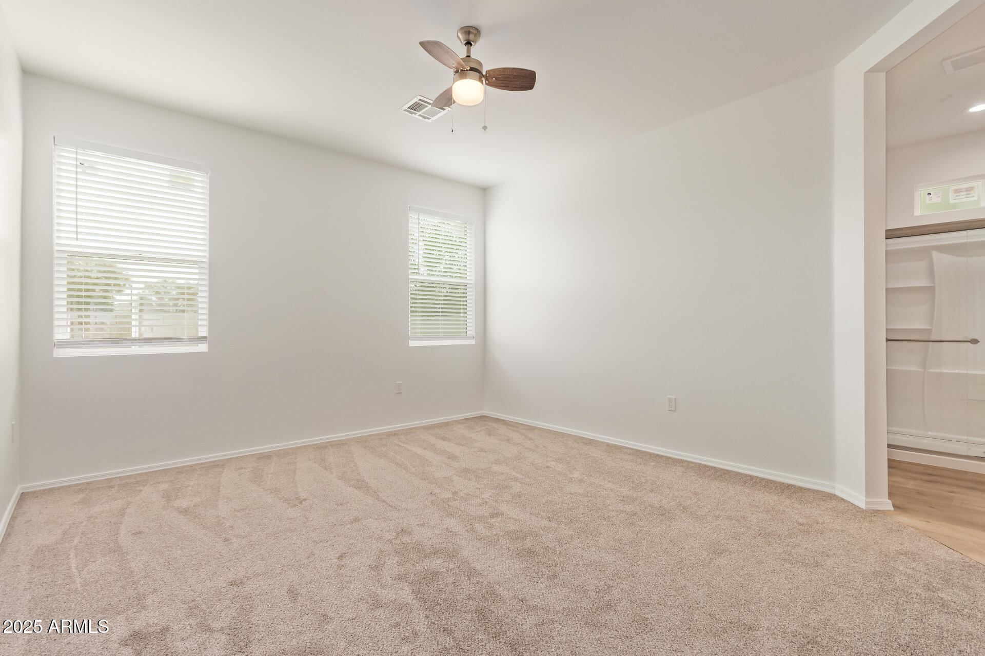 1737 W PINKLEY Avenue