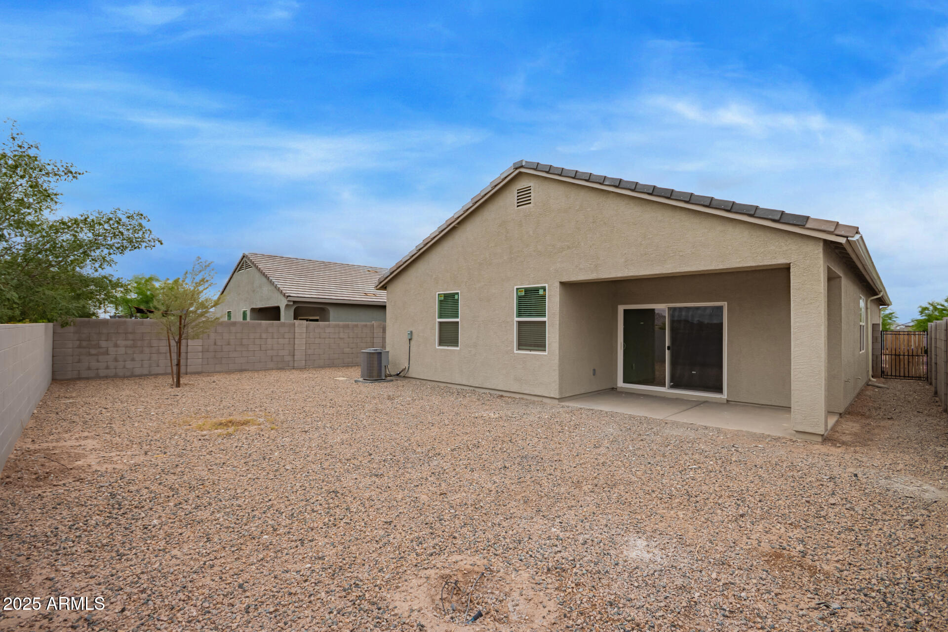 1737 W PINKLEY Avenue